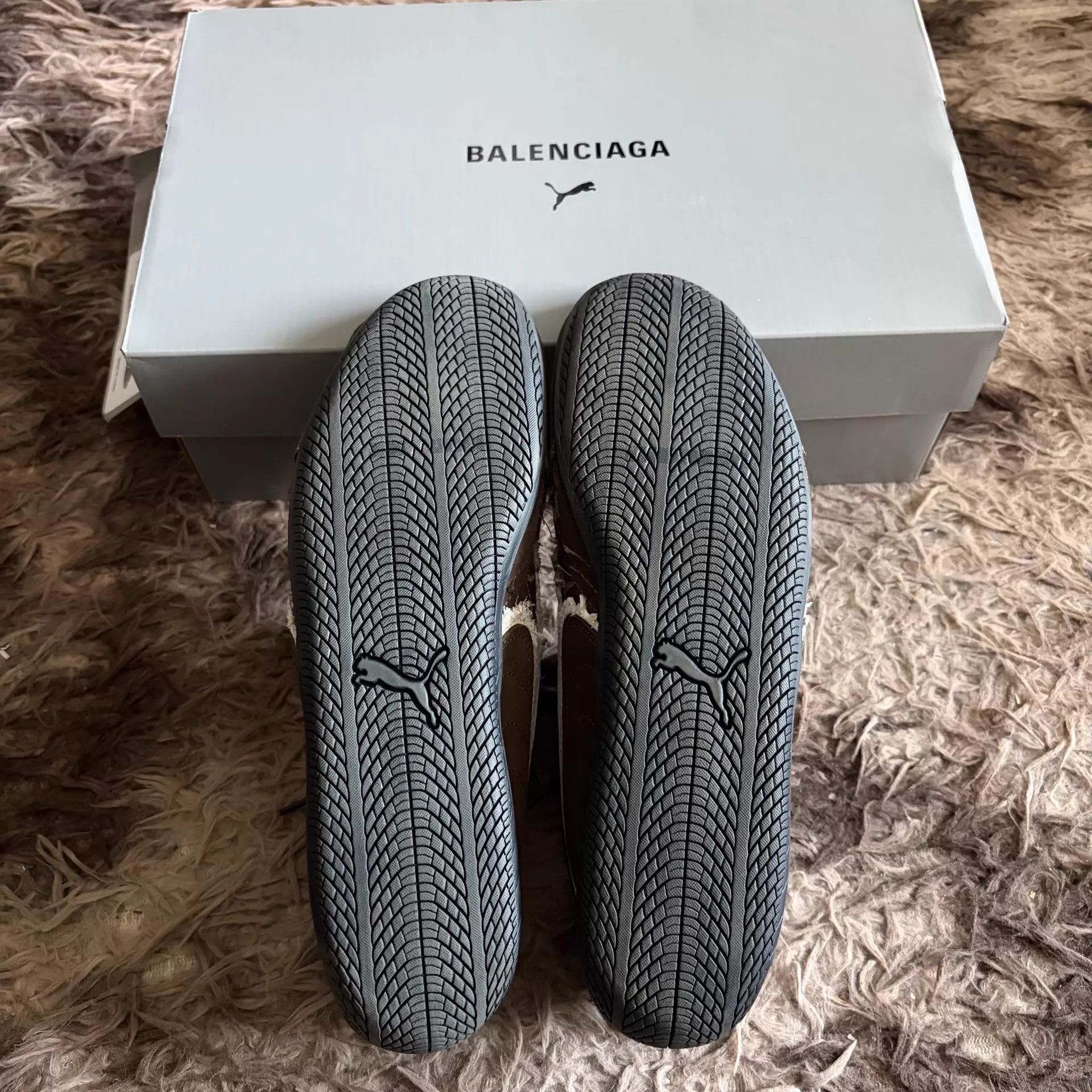 Puma PUMA x Balenciaga Speedcat Distressed Brown EUR 42 Size US 9 / EU 42 - 4 Thumbnail