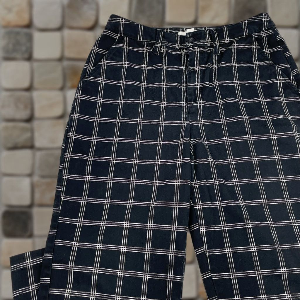 Vans VANS Pants Women 26 x 27 Black Breana Plaid Chino Straight Leg Skater Skateboard Size 26" / US 2 / IT 38 - 1 Thumbnail