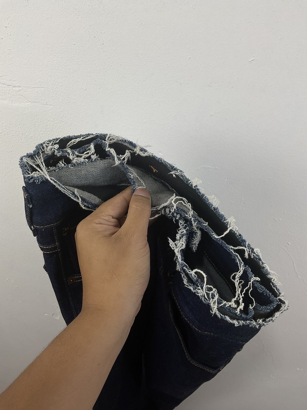 Levi's × Vetements Vetements x Levis Studio Sample Denim Pants Size US 28 / EU 44 - 15 Thumbnail