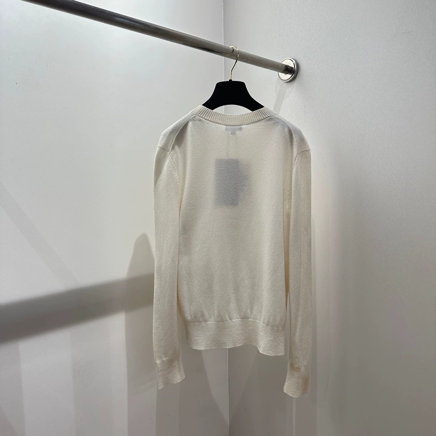 Chanel Chanel mar519 Cruise Logo Cashmere Sweater 36 Size XS / US 0-2 / IT 36-38 - 2 Thumbnail