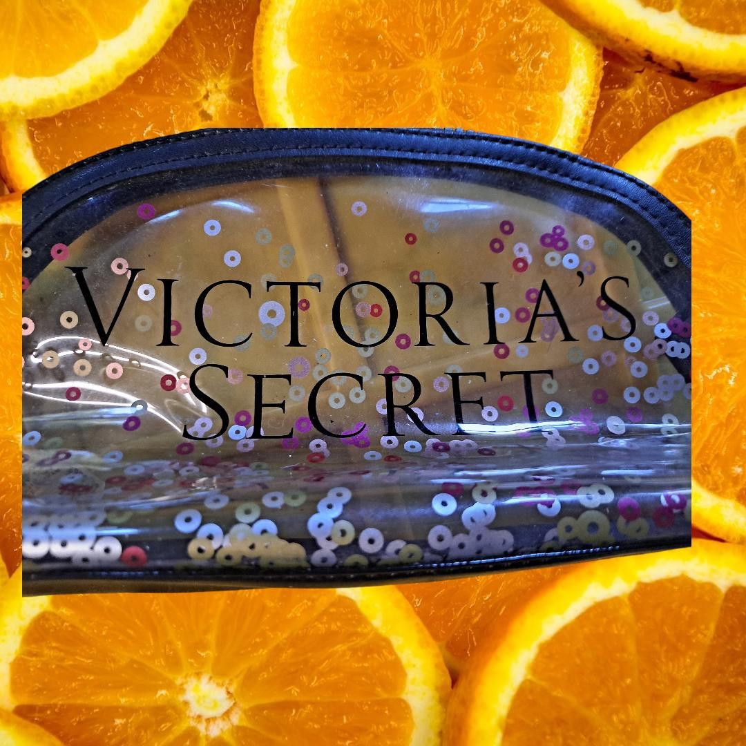 Victoria's Secret Victoria's Secrets See Through Sequin Makeup Bag Clutch Purs Size ONE SIZE - 2 Thumbnail