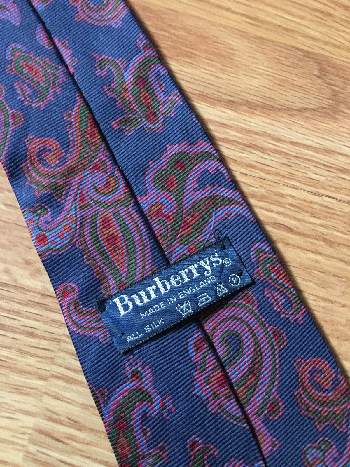 Burberry × Vintage Burberry’s Paisley Pattern Vintage Silk Mens Tie Size ONE SIZE - 4 Thumbnail