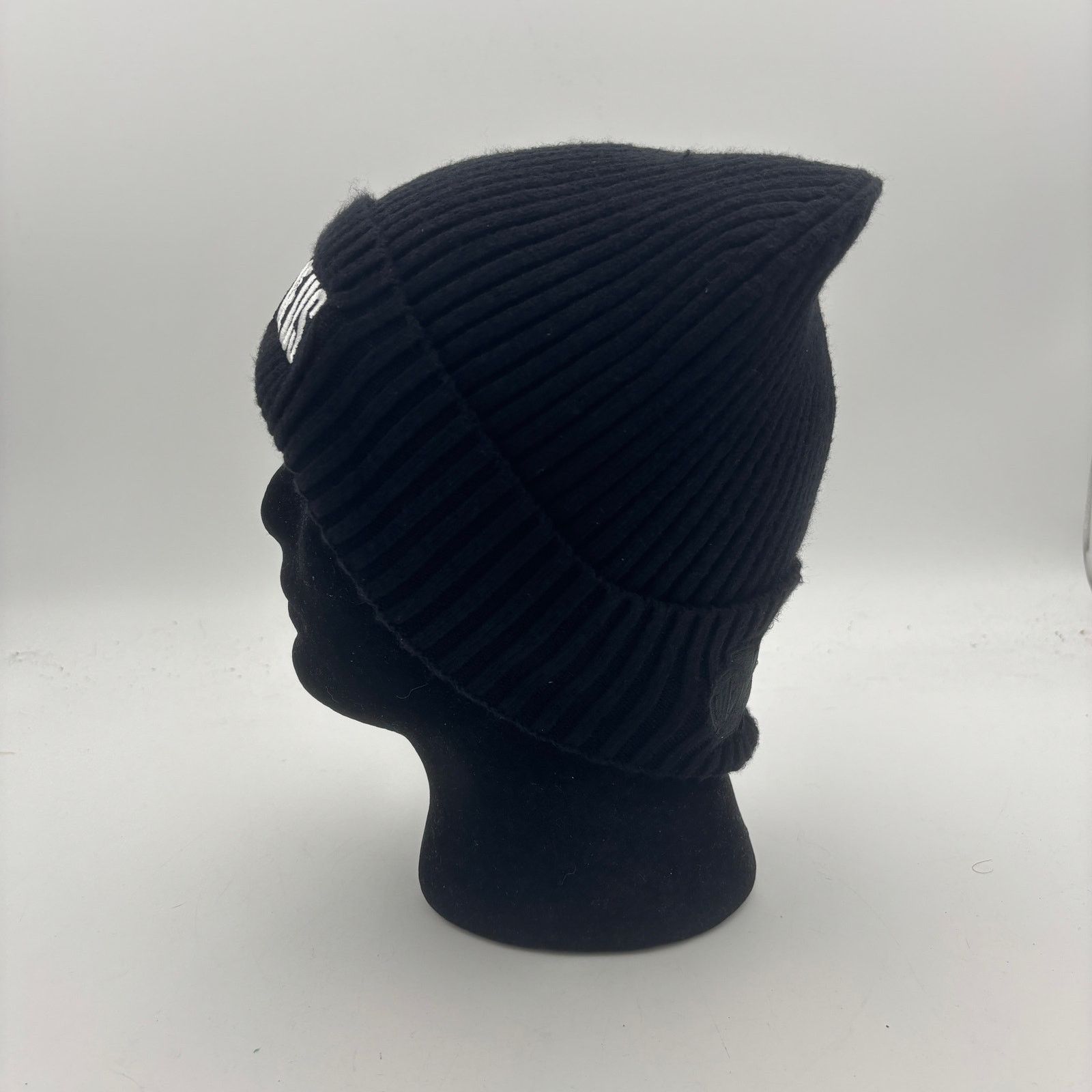 Warner Bros The Last of Us WB100 HBO Exclusive Promo Beanie Pedro Pascal Size ONE SIZE - 4 Thumbnail