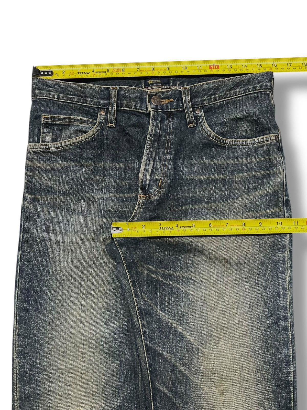 Wrangler Vintage Y2K Wrangler - Faded Mud Wash, Distressed Jeans Size US 31 - 16 Thumbnail