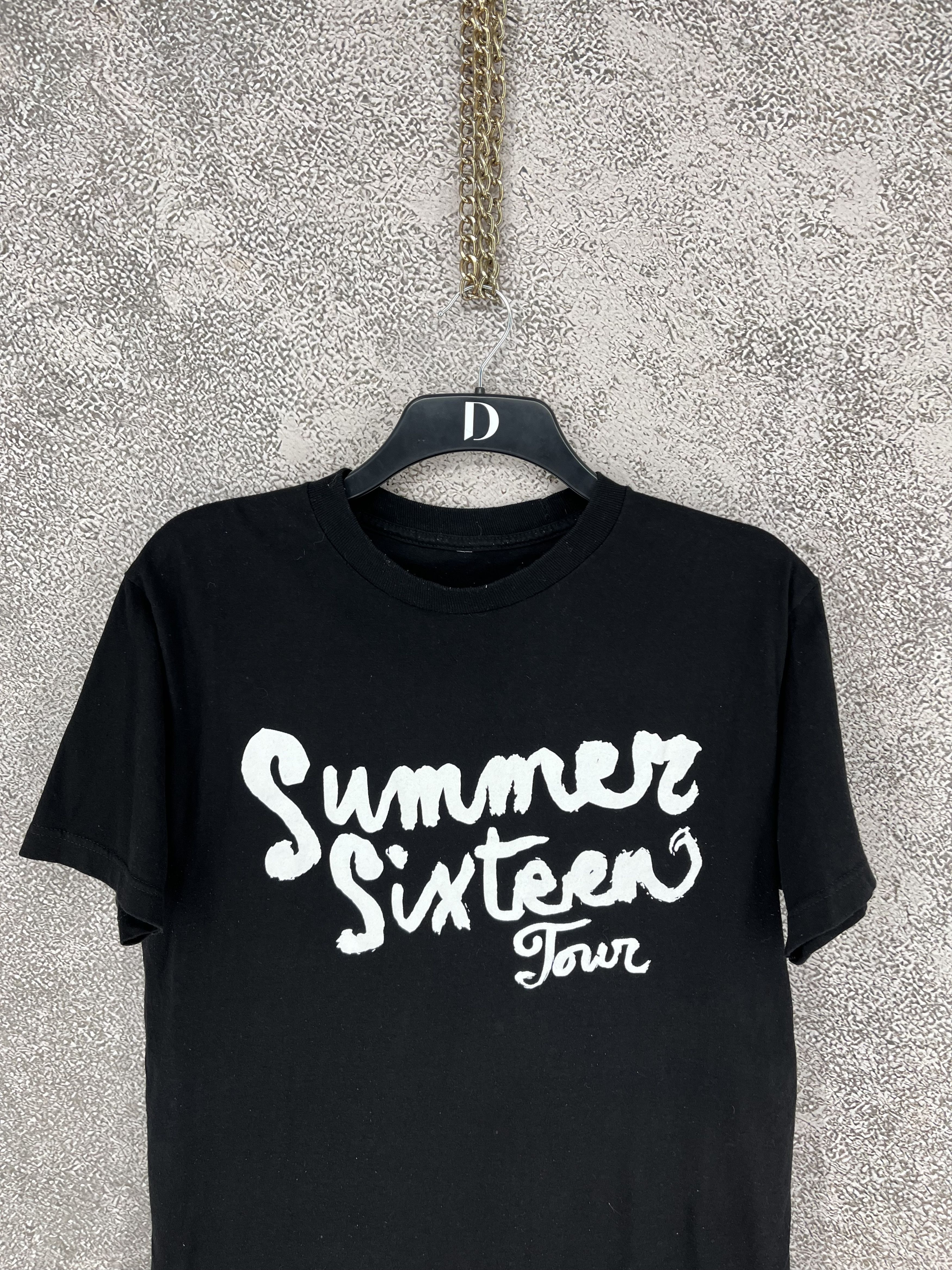 Vintage Vintage 2016 Summer Sixteen Tour Tee OVO Merch Size US M / EU 48-50 / 2 - 6 Thumbnail
