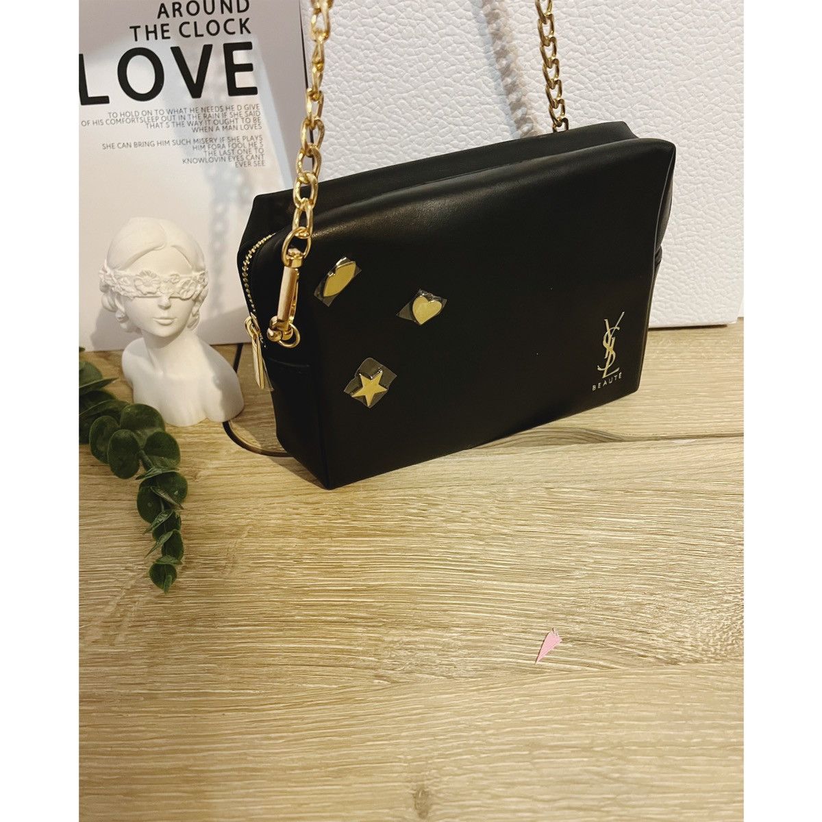 Yves Saint Laurent Yves Saint Laurent YSL cosmetic Bag Pouch clutch Crossbody Size ONE SIZE - 3 Thumbnail