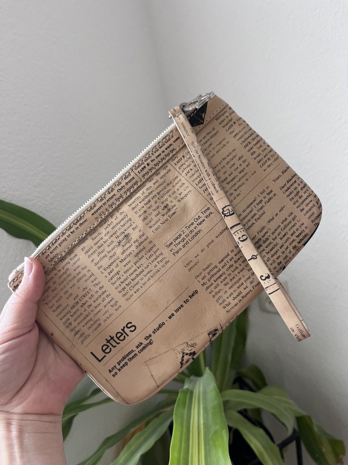 John Galliano Archive John Galliano "Gazette" Newspaper Print Wristlet Size ONE SIZE - 1 Thumbnail