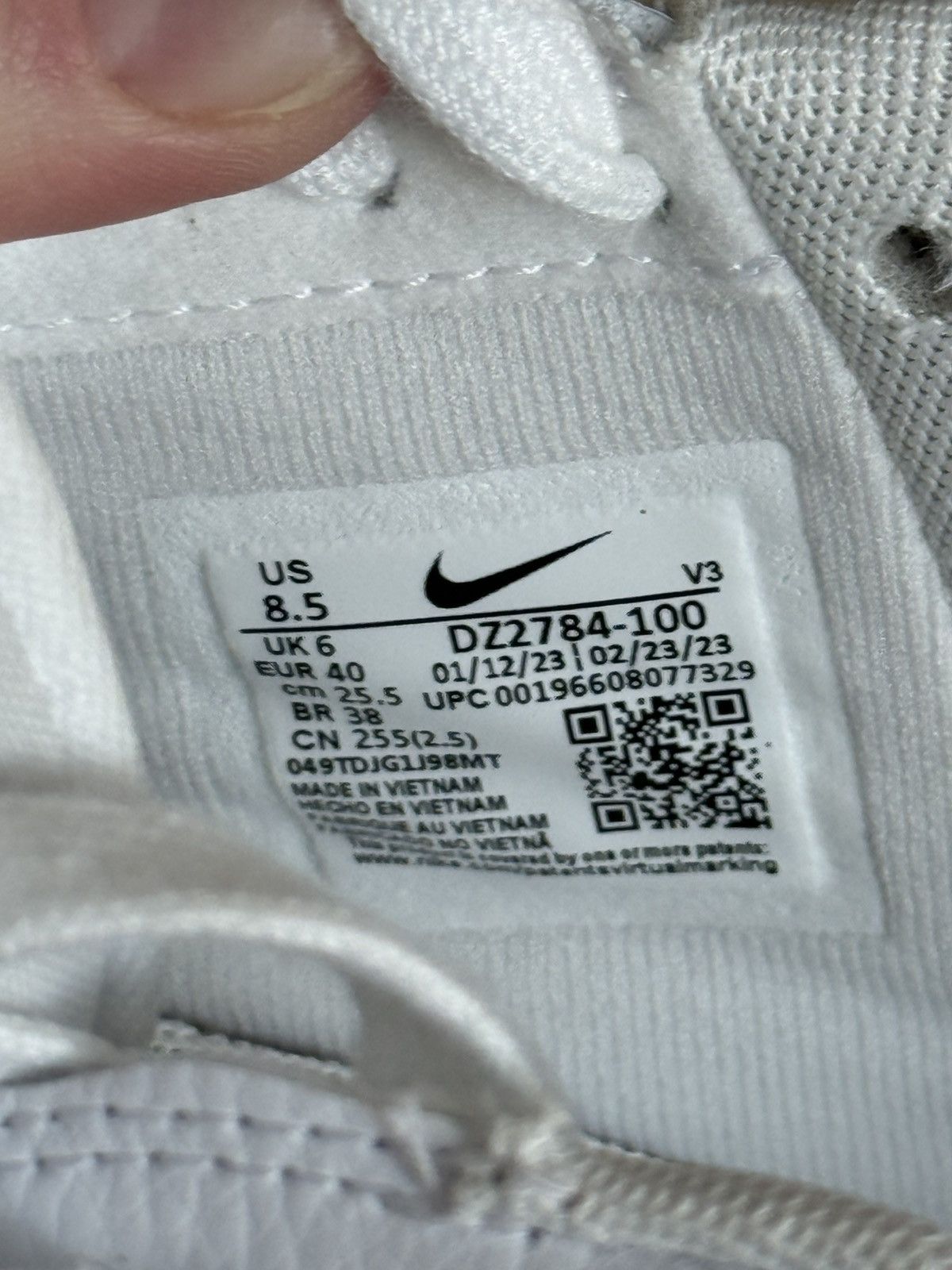 Nike Rare Nike Air Force 1 Low 07 Essential Blue White Gingham Size US 8.5 / IT 38.5 - 6 Thumbnail