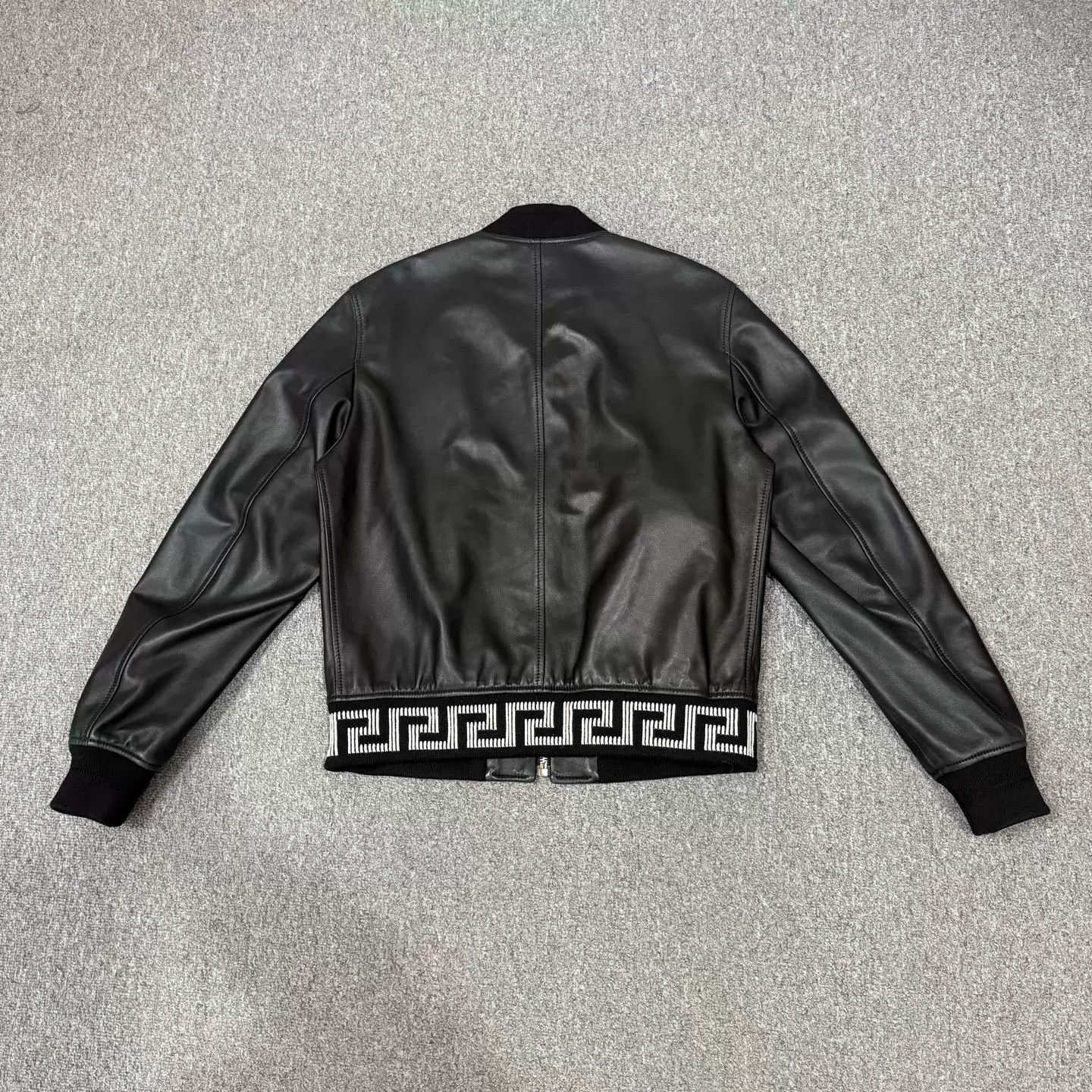 Versace Versace Black Lambskin Leather Jacket 50 99N Size US M / EU 48-50 / 2 - 2 Thumbnail