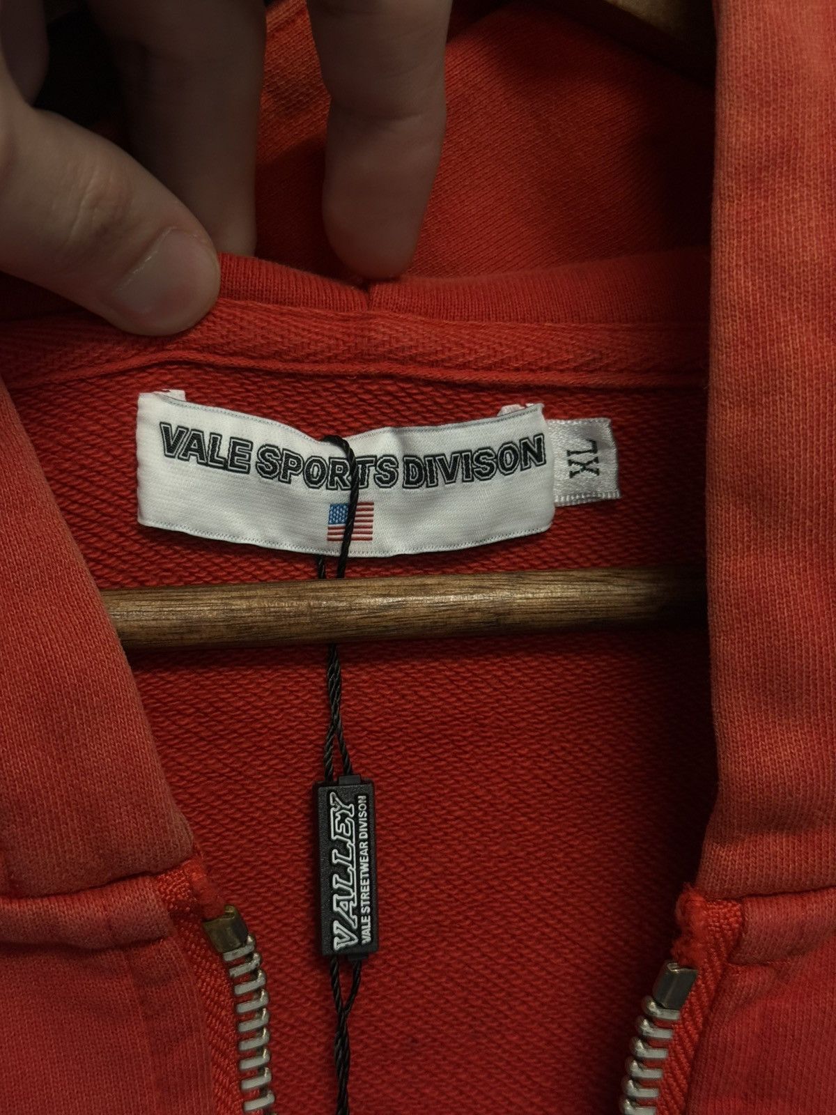 Vale Vale Valley Red Pullover Hoodie Size XL (NEW) Size US XL / EU 56 / 4 - 8 Thumbnail