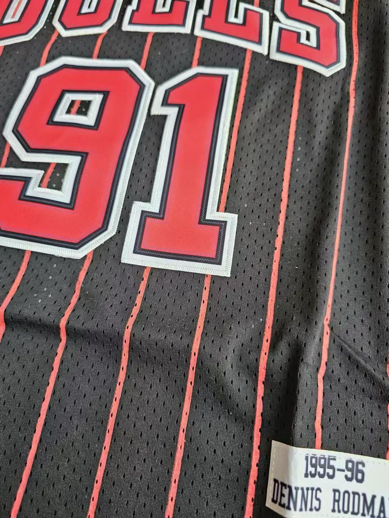 NBA Chicago Bulls #91 Dennis Rodman Jersey Size US M / EU 48-50 / 2 - 4 Thumbnail