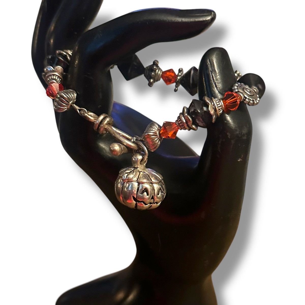 Other Jack o’ Lantern charm beaded toggle bracelet Size ONE SIZE - 3 Thumbnail