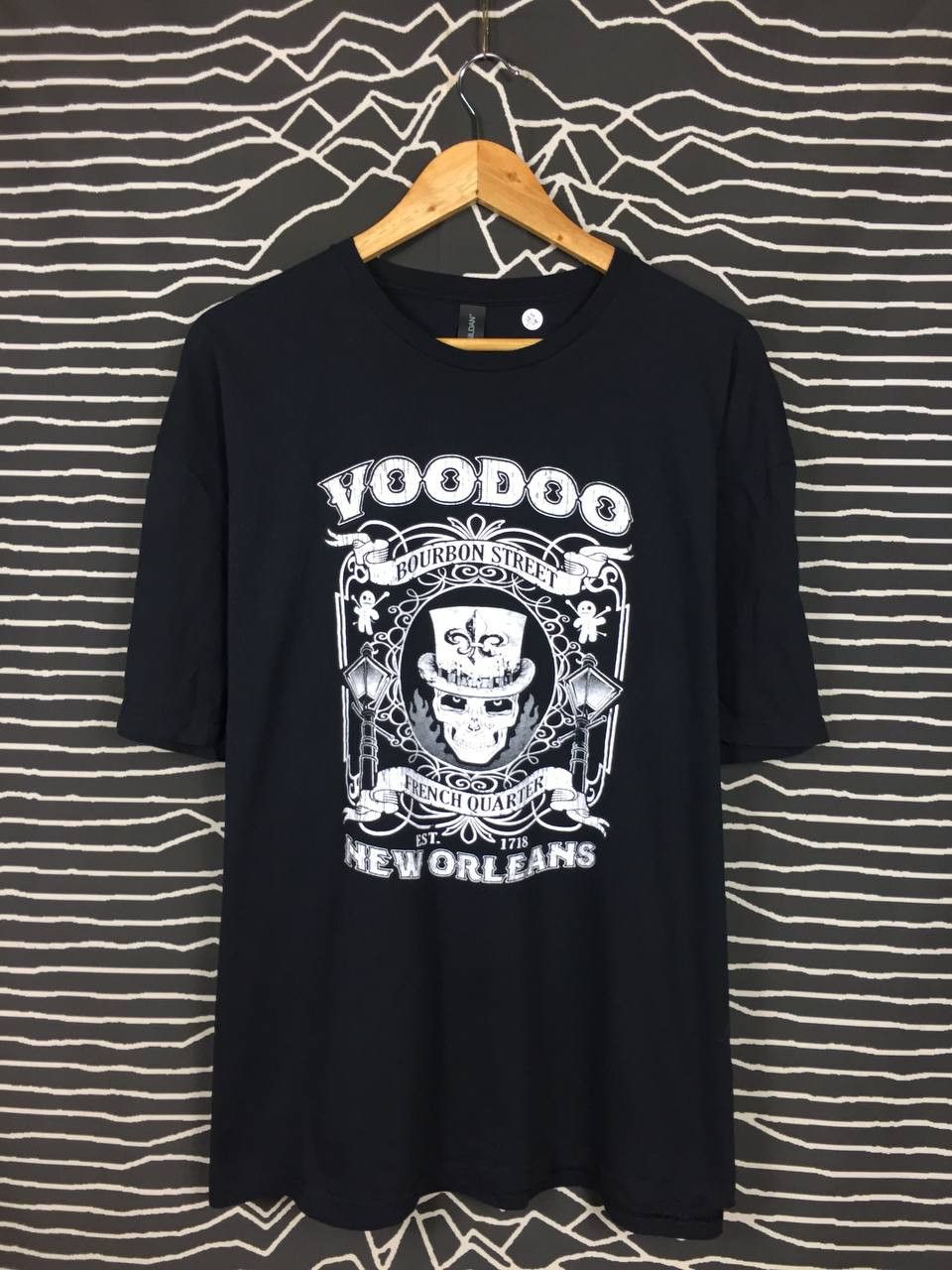 Vintage Voodoo New Orleans Bourbon Street Skull Graphic Tee Size US XXL / EU 58 / 5 - 2 Thumbnail