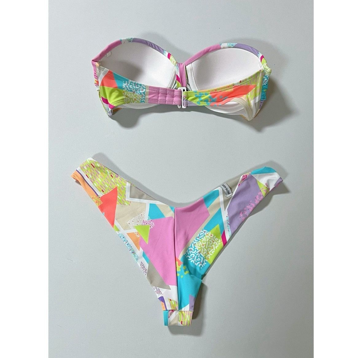 Body Glove Body Glove Geometric Bikini Top (S) and Bottoms (M) Set 🌸✨ Size S / US 4 / IT 40 - 4 Thumbnail