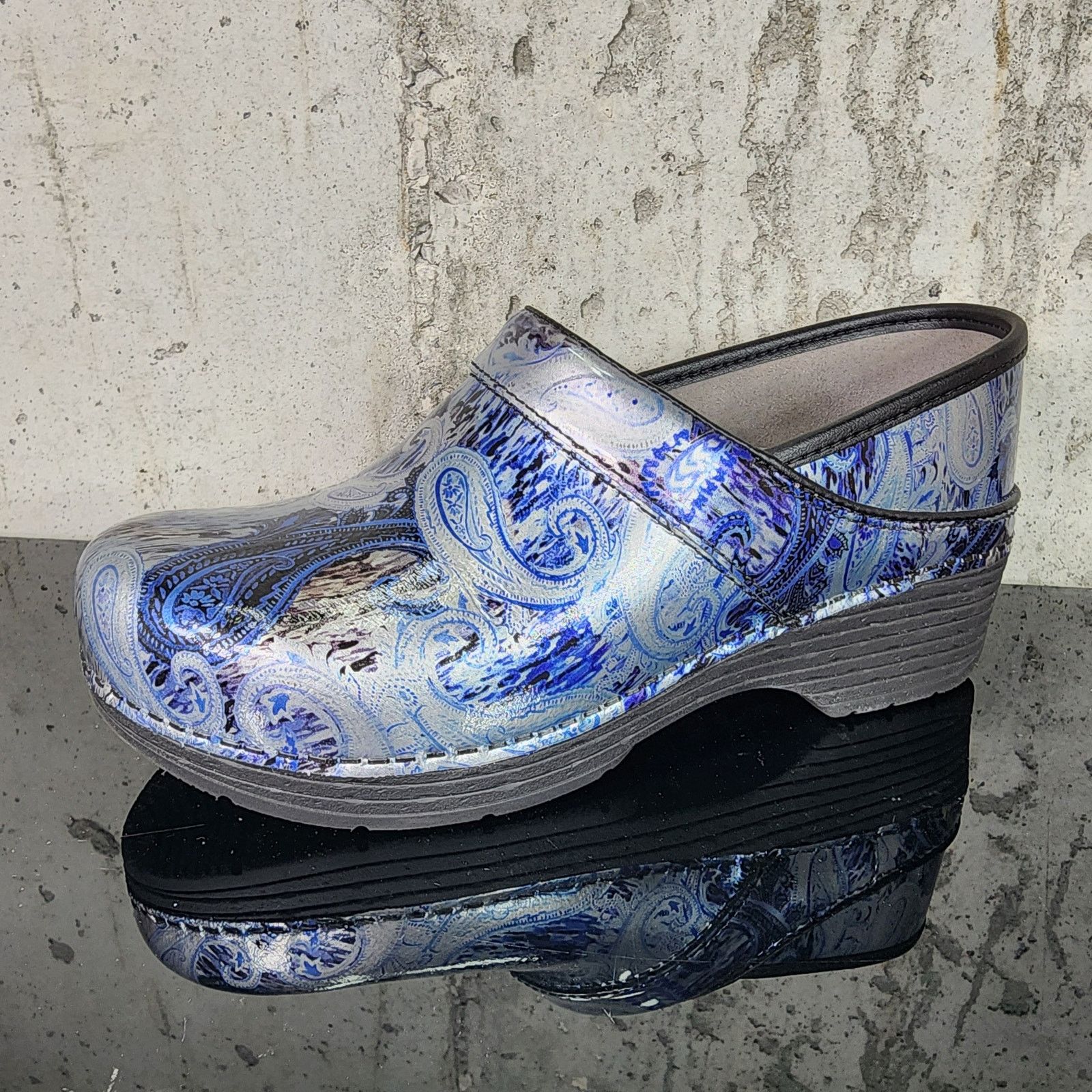Dansko MSRP $140 Dansko Pro LT Patent Leather Blue Silver Paisley Size US 7 / IT 37 - 2 Thumbnail