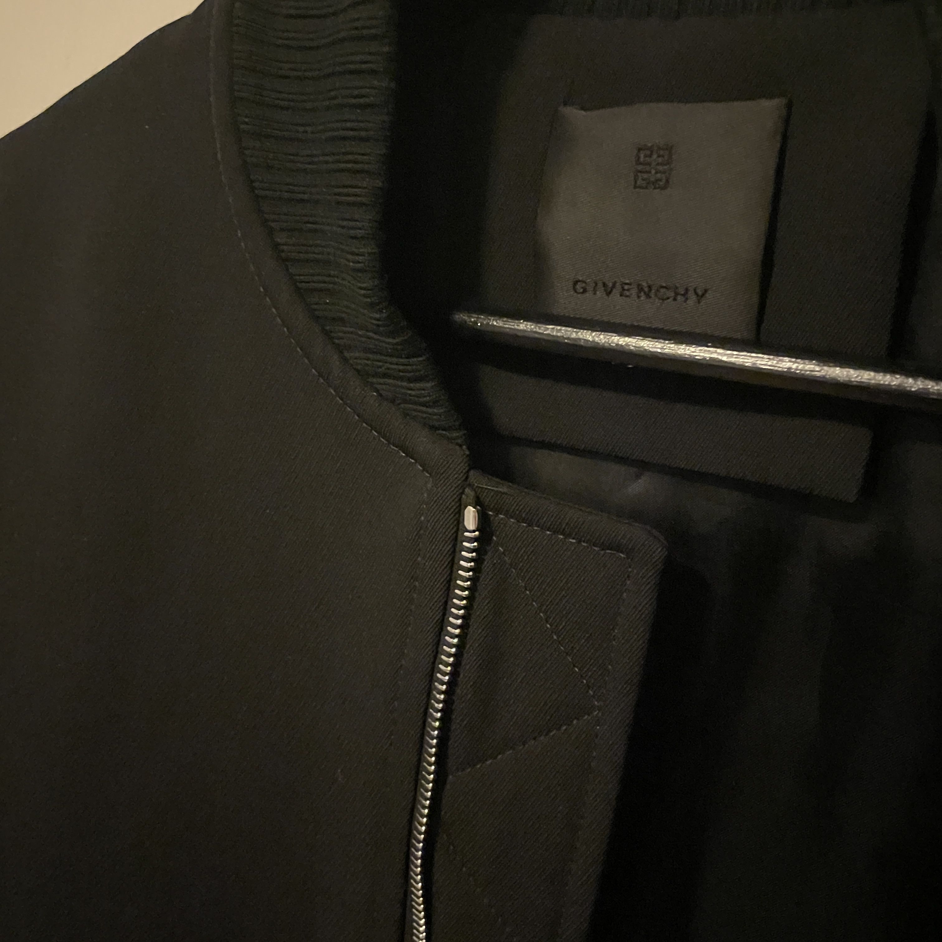 Givenchy GIVENCHY Black 4G Logo Virgin Wool Bomber Jacket Men L 50 Size US M / EU 48-50 / 2 - 16 Thumbnail