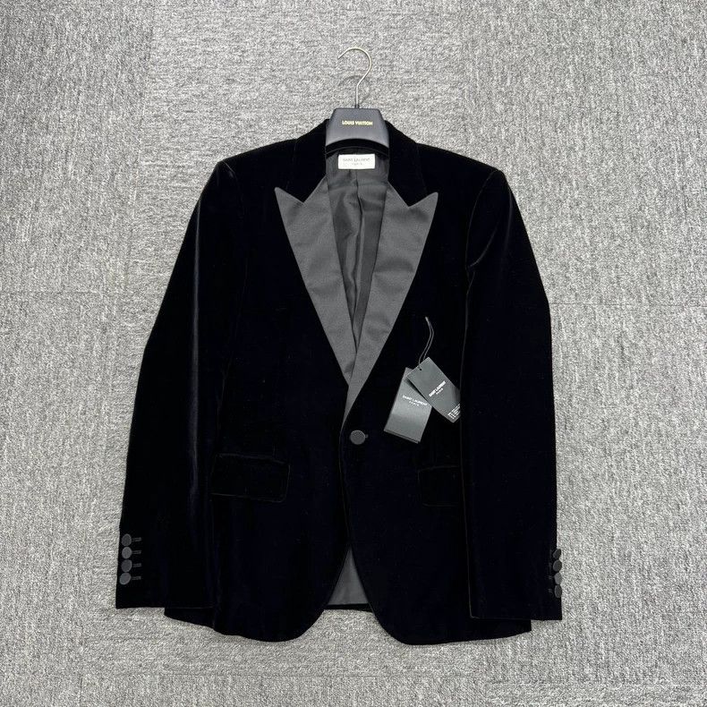 Saint Laurent Paris Saint Laurent Paris Velvet blazer jacket 2505-Nextarrow Size US S / EU 44-46 / 1 - 1 Thumbnail