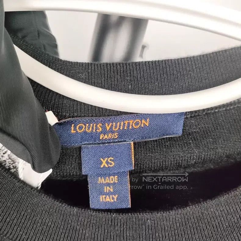 Louis Vuitton Louis Vuitton Knitted embroidered solid sweater Size US XS / EU 42 / 0 - 3 Thumbnail