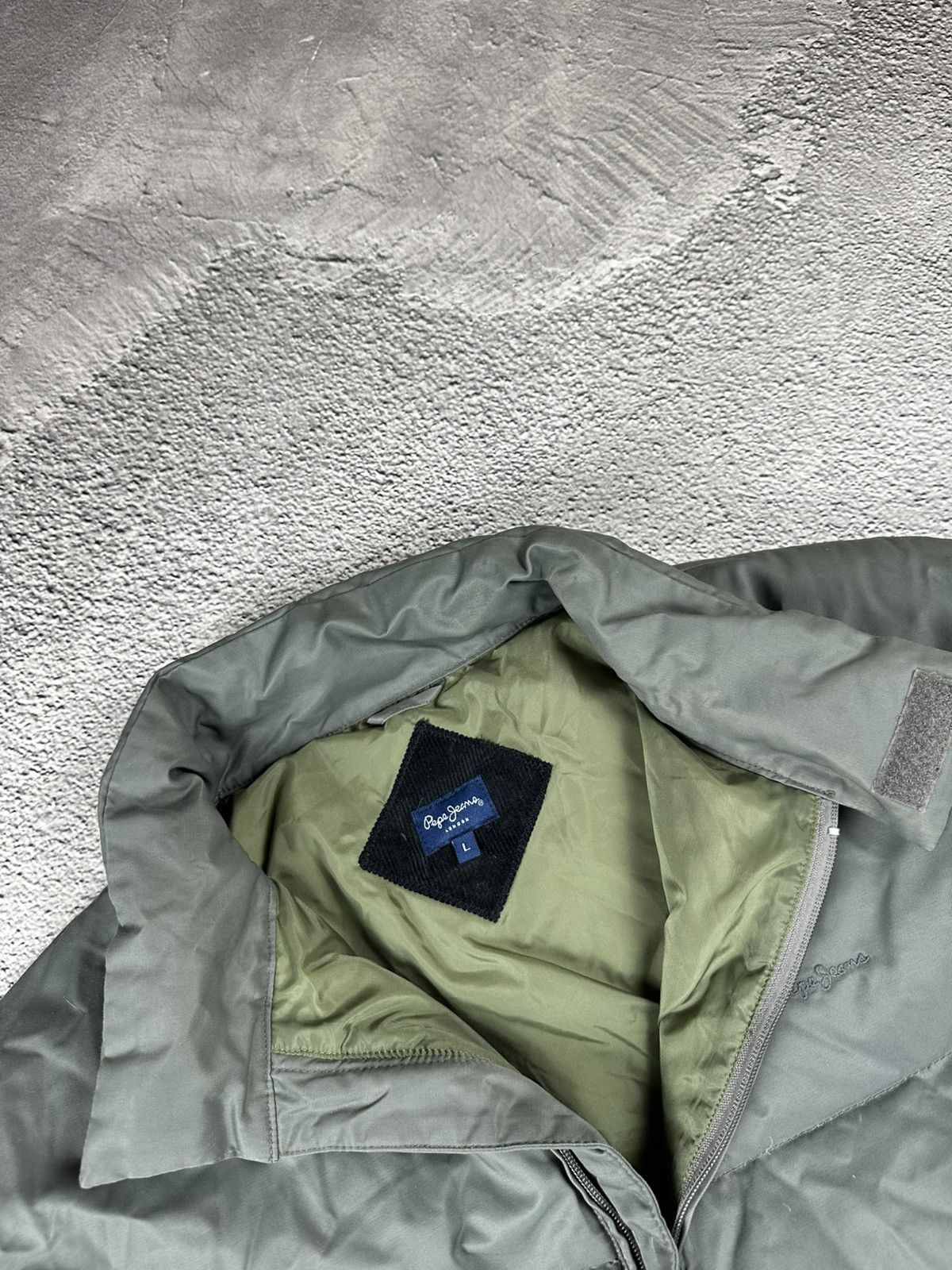 Pepe Jeans Vintage Pepe Jeans Down Puffer Jacket Y2K Style Coat Size US L / EU 52-54 / 3 - 8 Thumbnail