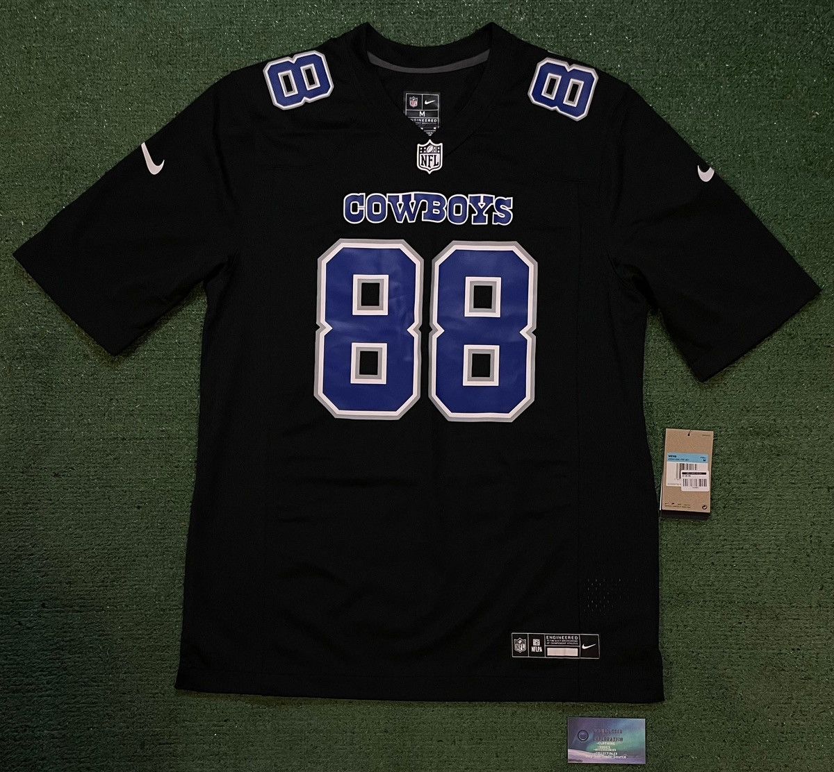 NFL Dallas Cowboys Nike CeeDee Lamb #88 football jersey Size US M / EU 48-50 / 2 - 1 Thumbnail