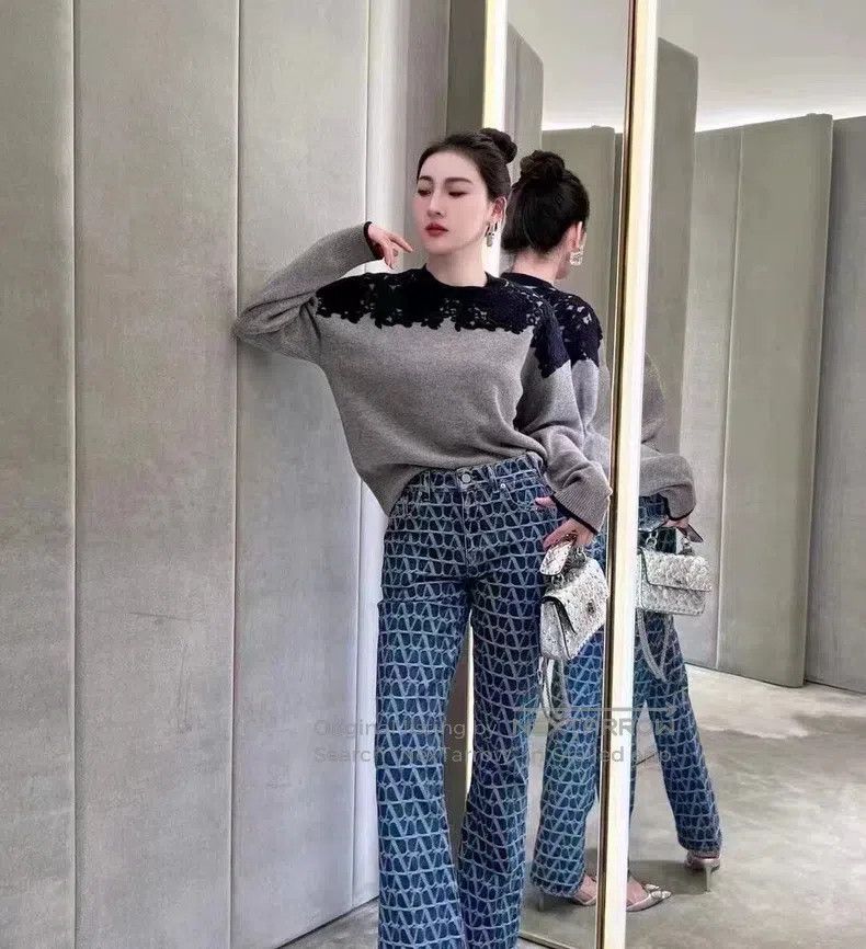Valentino Valentino Grey panelled blue floral wool sweater Size S / US 4 / IT 40 - 9 Thumbnail