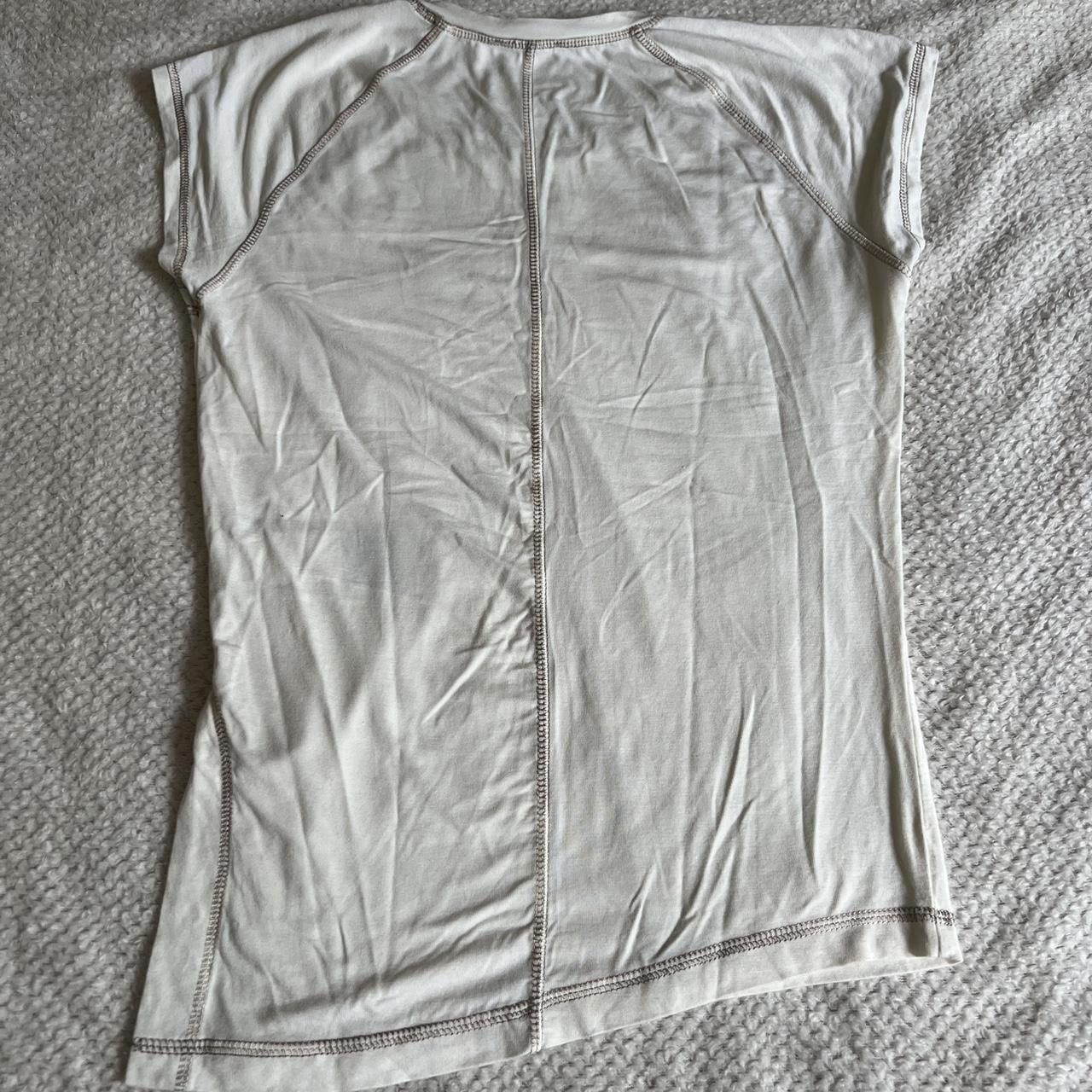 Diesel DIESEL Light Beige T-Shirt with Side Slit & Metal Logo Size M / US 6-8 / IT 42-44 - 5 Thumbnail