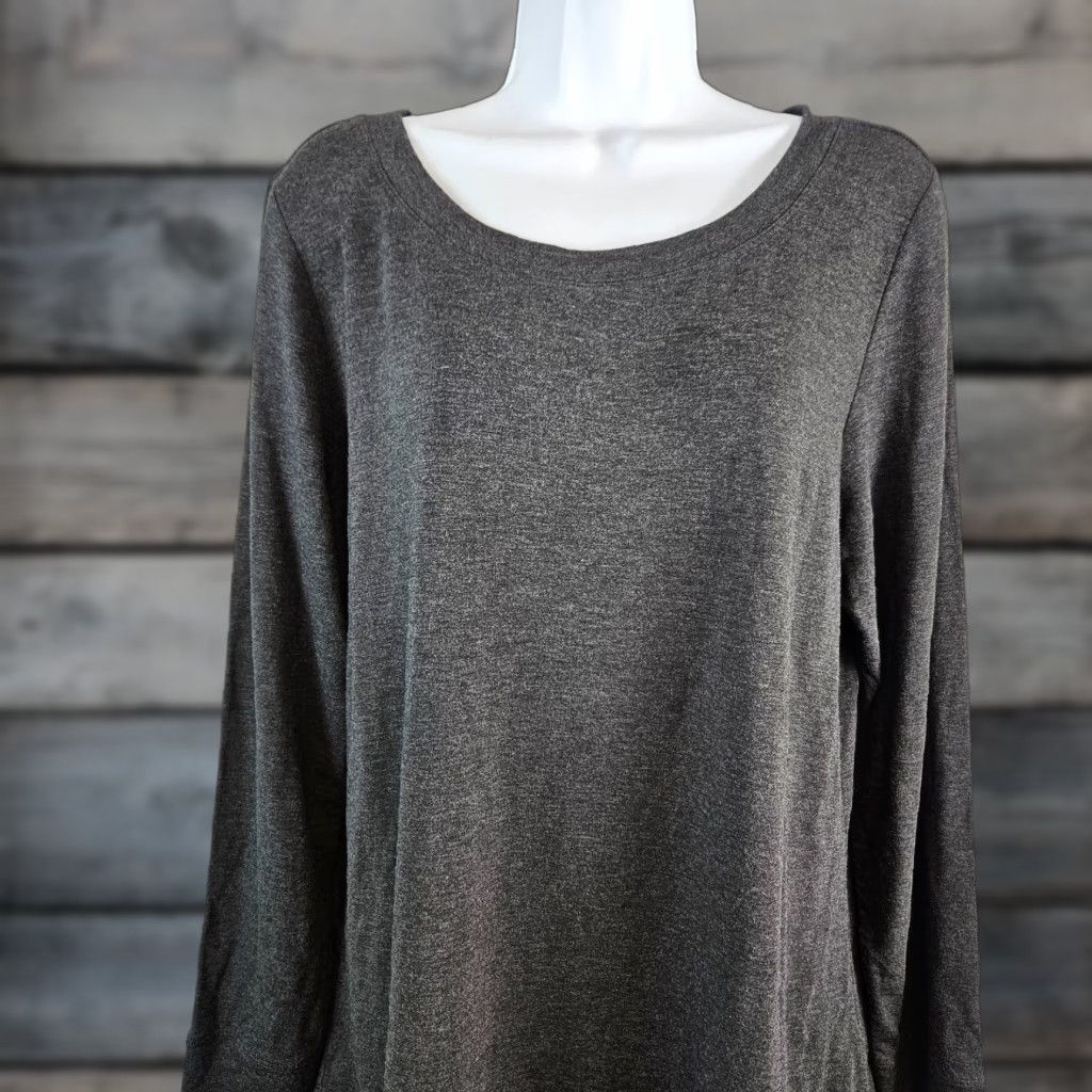 Vintage Cabi 4007 Womens ATC Cross Back Sweatshirt Sz Large Gray Long Sleeve Rayon Blend Sweatshirt Size L / US 10 / IT 46 - 1 Thumbnail