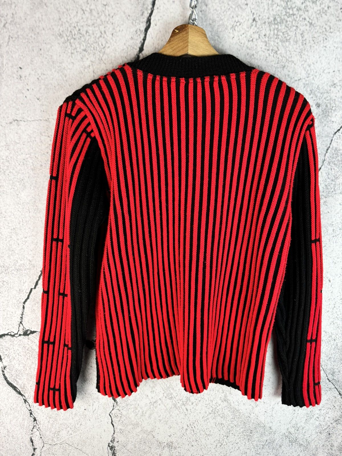 Japanese Brand AvantGarde Stripes Y2K Printed Knitwear Japan Sweater Size US S / EU 44-46 / 1 - 2 Thumbnail