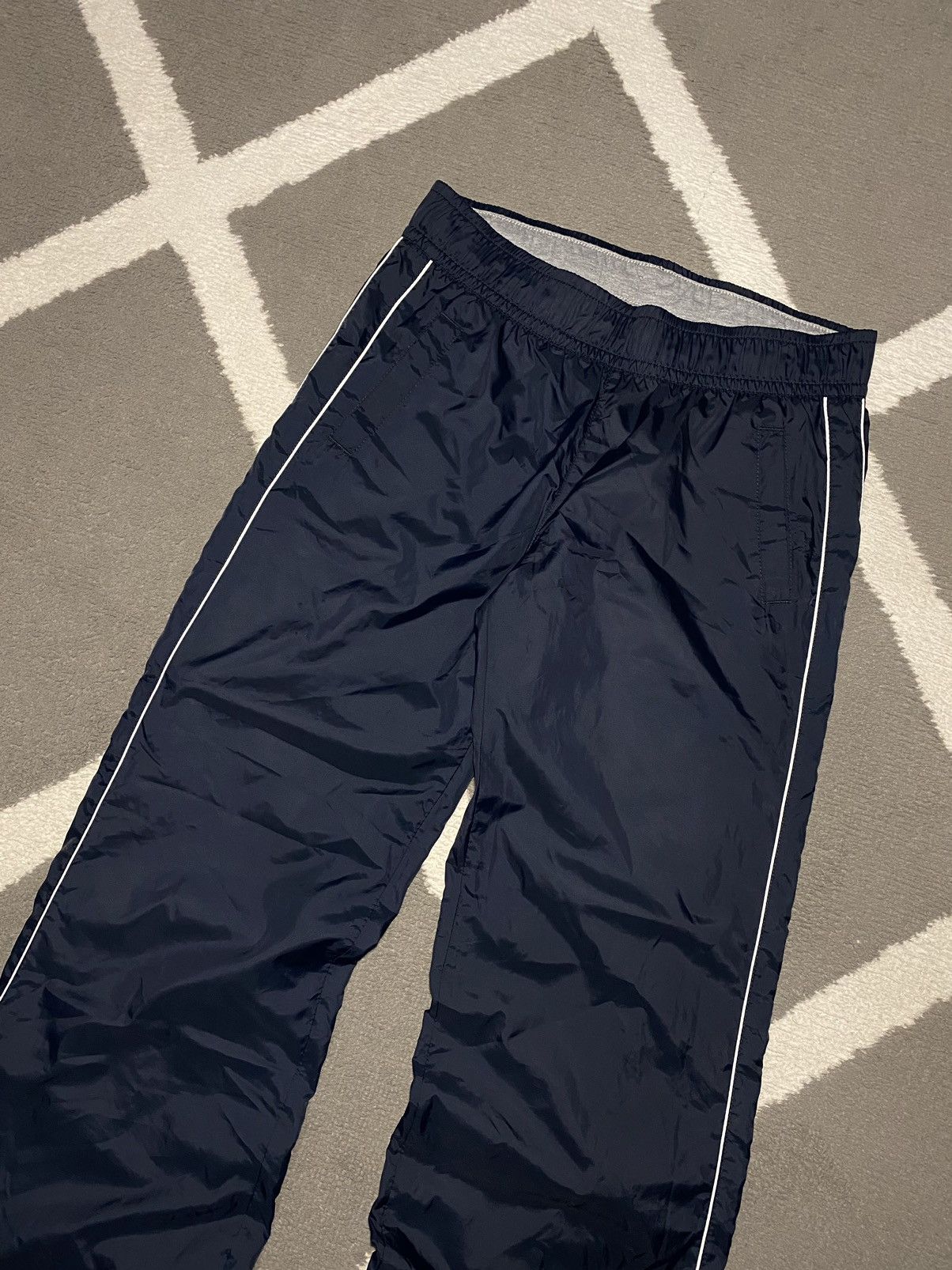 Nike Vintage 00’s Nike Swoosh women’s flared track pants Size 27" / US 4 / IT 40 - 6 Thumbnail