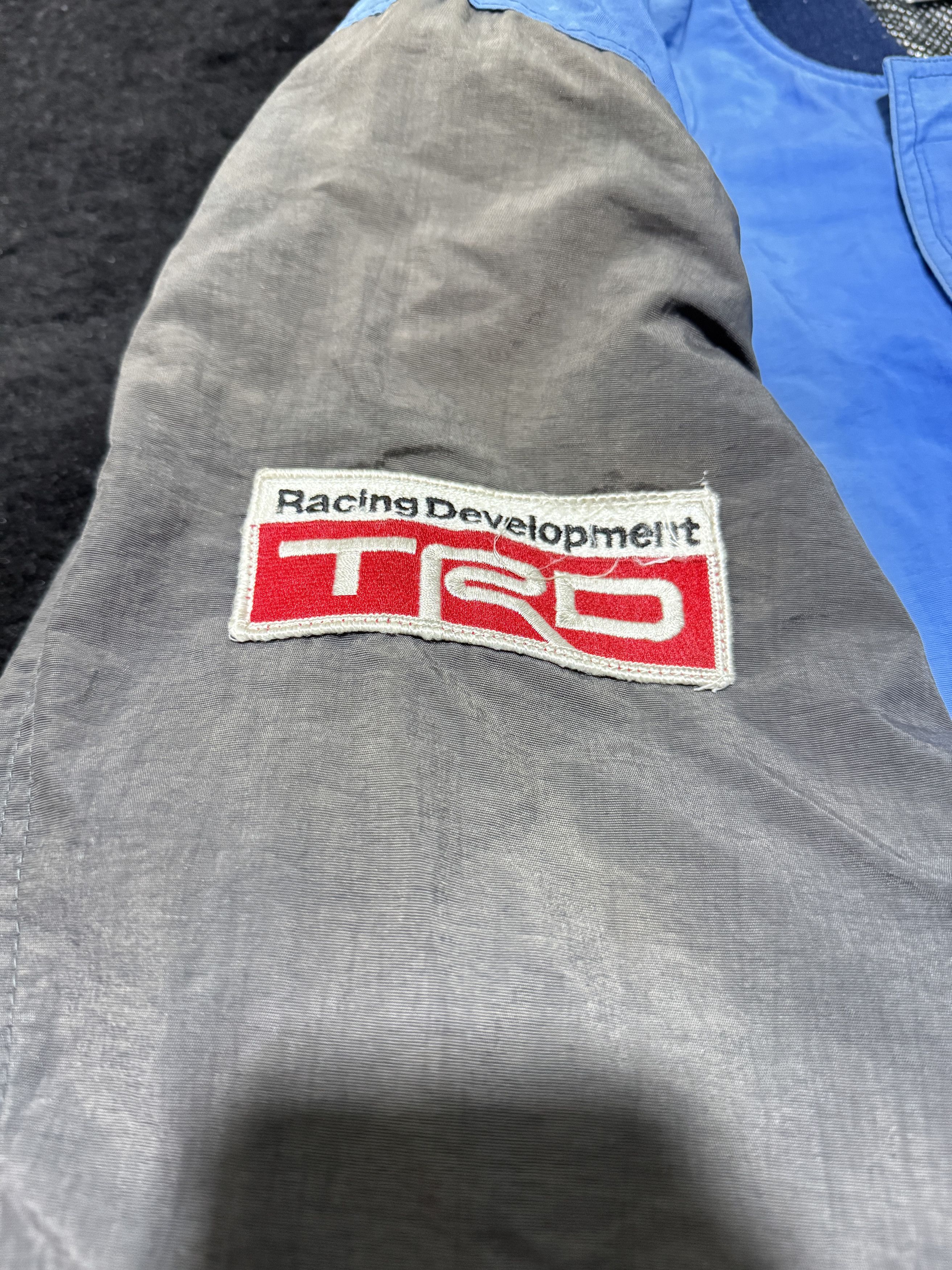 Japanese Brand Vintage Toyota Netz TRD Bomber Jacket Sun Faded Size US L / EU 52-54 / 3 - 3 Thumbnail