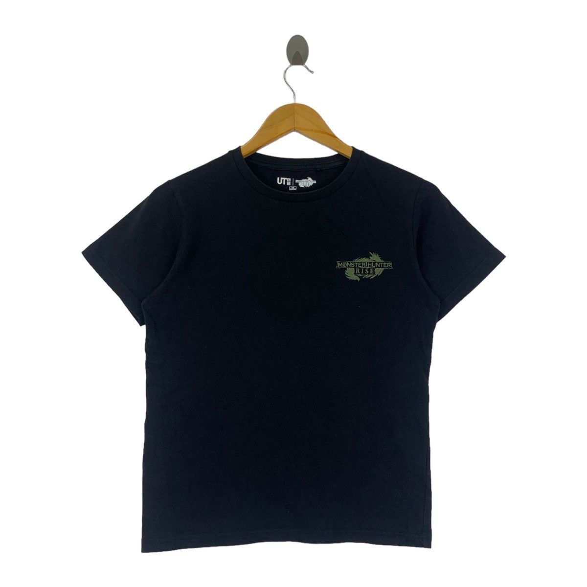 Uniqlo UNIQLO x MONSTER HUNTER RISE Video Game Tee Shirt Top Size S / US 4 / IT 40 - 1 Thumbnail