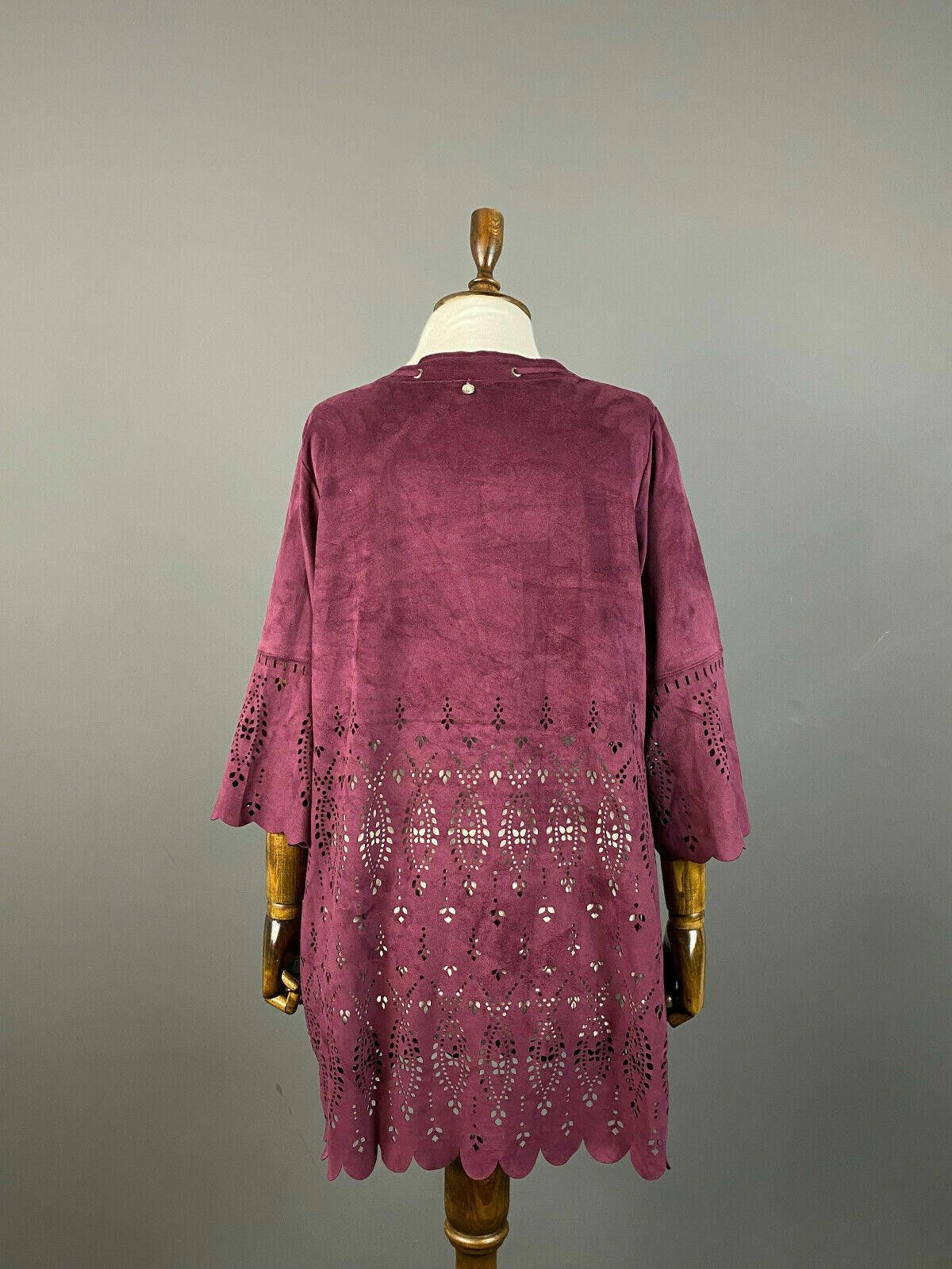 Designer Ladies Tredy Red V-Neck Aztec Print Cardigan Cape Size 44 Size M / US 6-8 / IT 42-44 - 6 Thumbnail