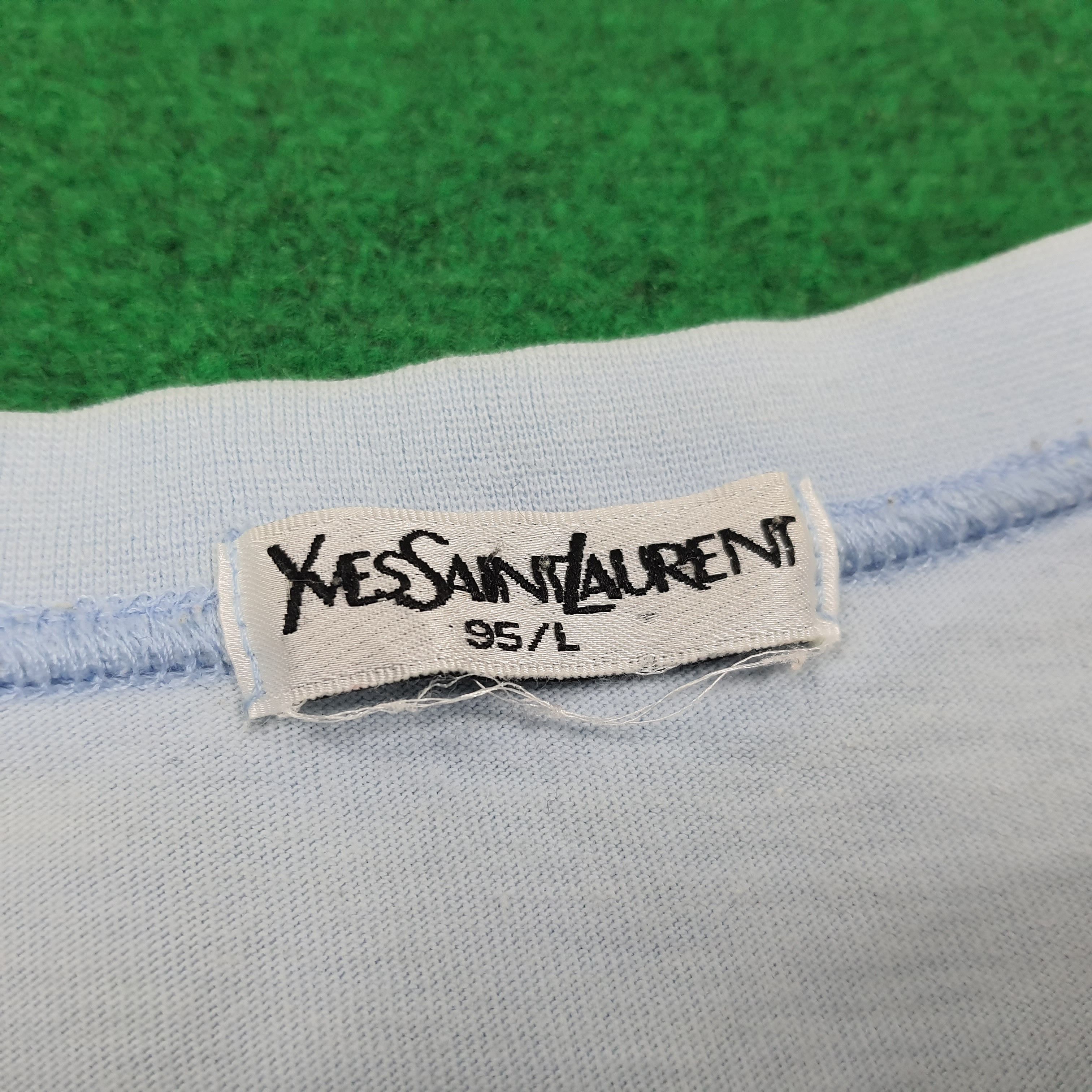 Vintage Yves Saint Laurent Embroidery Logo Tshirt C219N12