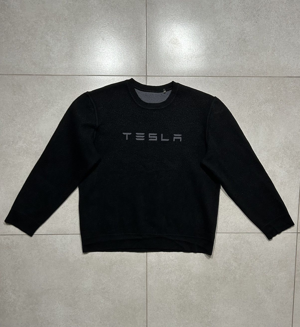 Tesla Size XL Crewneck Sweater Black hotsell Embroidered Employee Monochrome