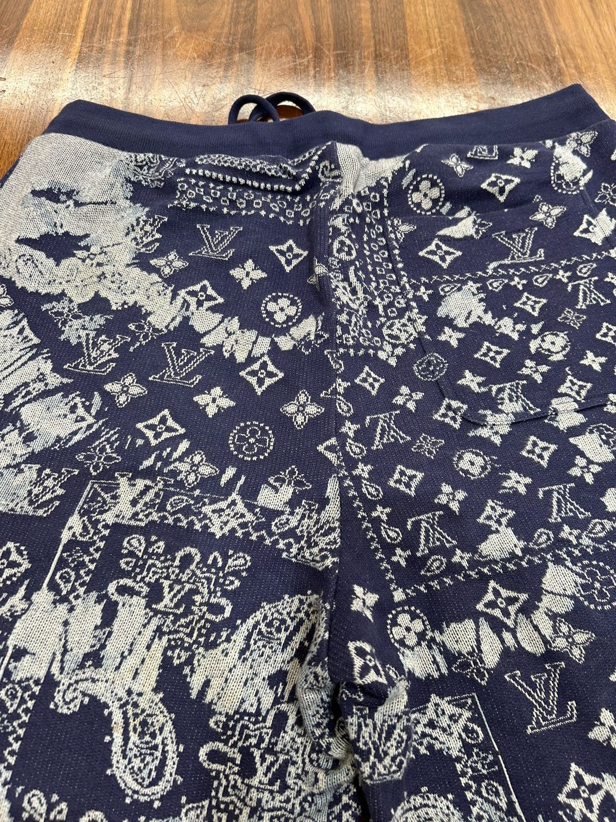 Louis Vuitton LOUIS VUITTON BANDANA SHORTS Size US 32 / EU 48 - 17 Thumbnail