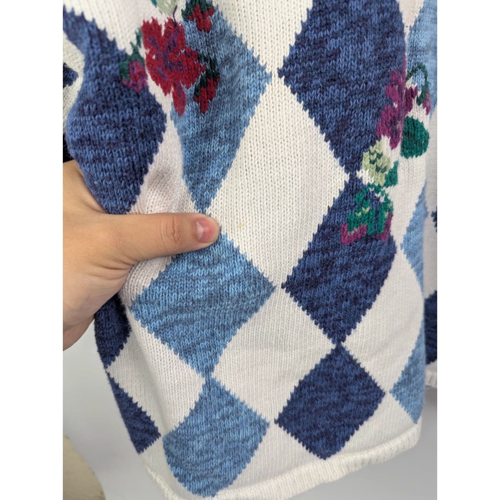 Vintage VINTAGE Jacque & KoKo Floral Diamond Argyle L/S Sweater Size 14/16 Ramie/Cotton Size XL / US 12-14 / IT 48-50 - 5 Thumbnail