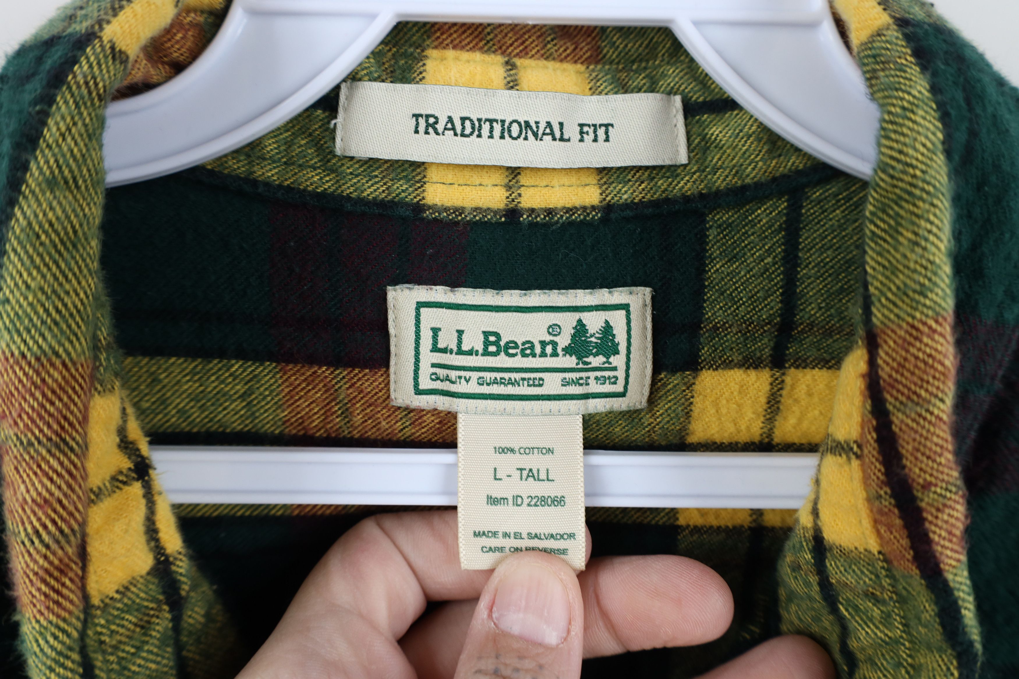 L.L. Bean Vintage LL Bean Flannel Collared Button Down Shirt Plaid Size US L / EU 52-54 / 3 - 6 Thumbnail
