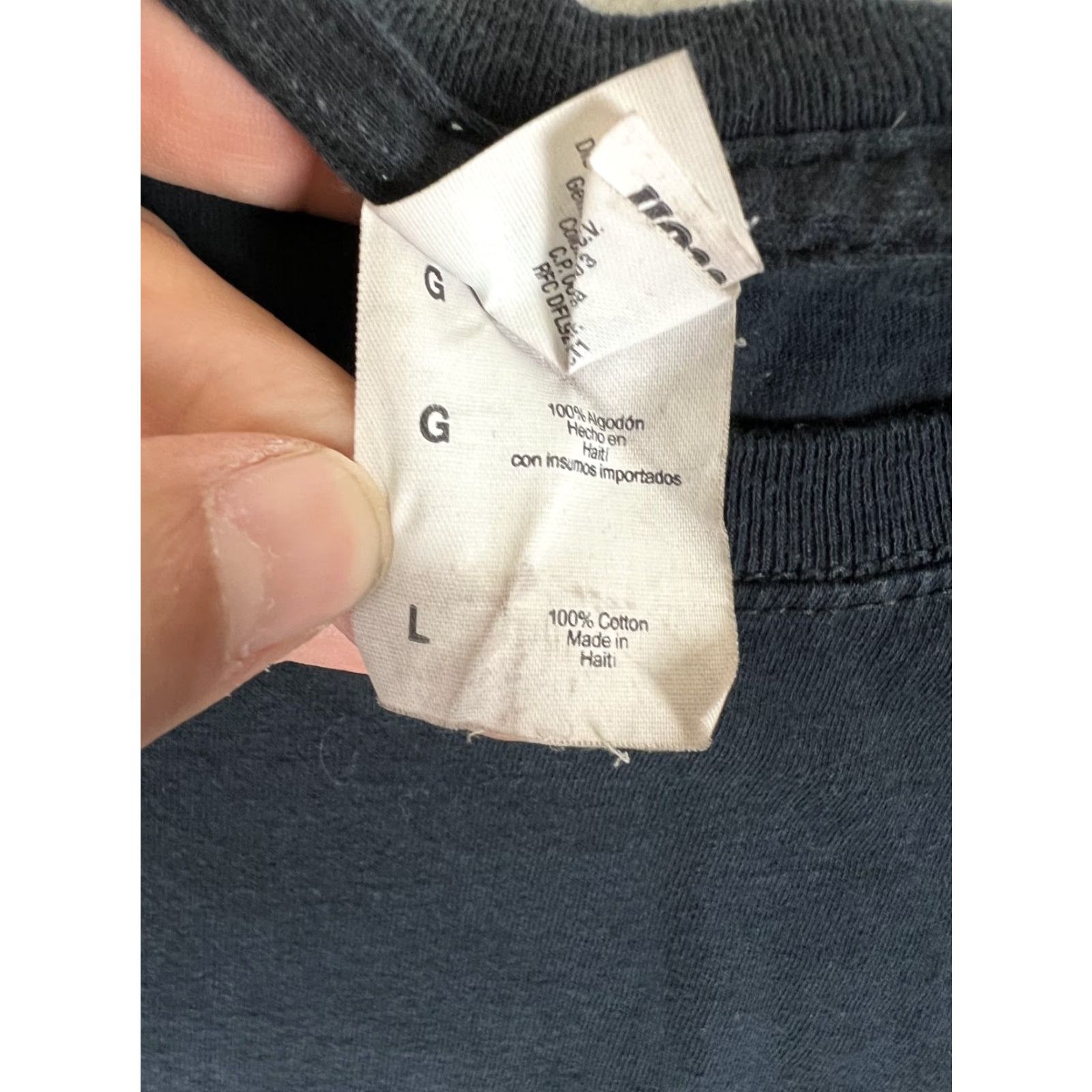 Gildan VINTAGE Gildan T-Shirt Lion Blue Stripe Dare T-Shirt Size L Men 90s To Resist Drugs & Violence Logo Graphic Print Crew Neck Short Sleeve Black Cotton Size US L / EU 52-54 / 3 - 6 Thumbnail