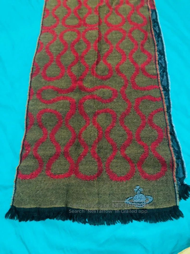 Vivienne Westwood Vivienne Westwood Pirate tattoo Saturn scarf Size ONE SIZE - 7 Thumbnail
