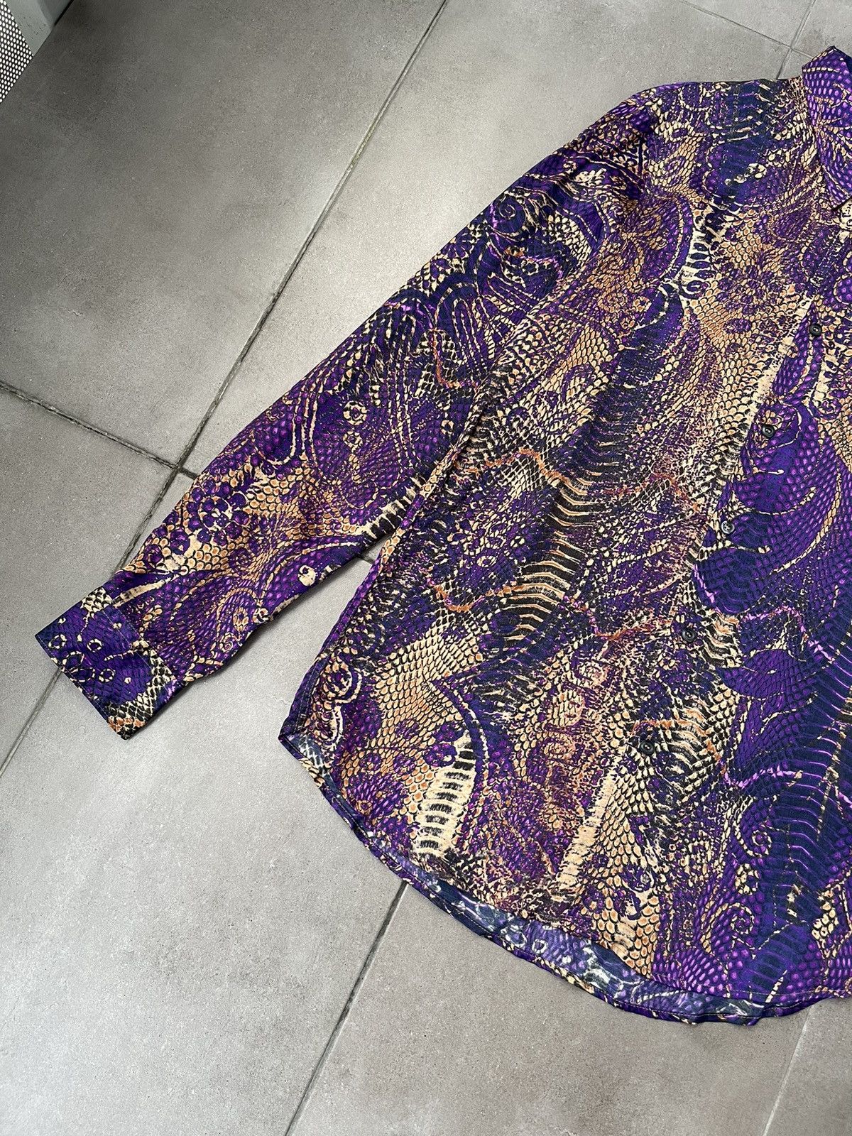 Just Cavalli !DS! FW22 Just Cavalli Animal Print Purple Pattern Shirt Size M / US 6-8 / IT 42-44 - 11 Thumbnail