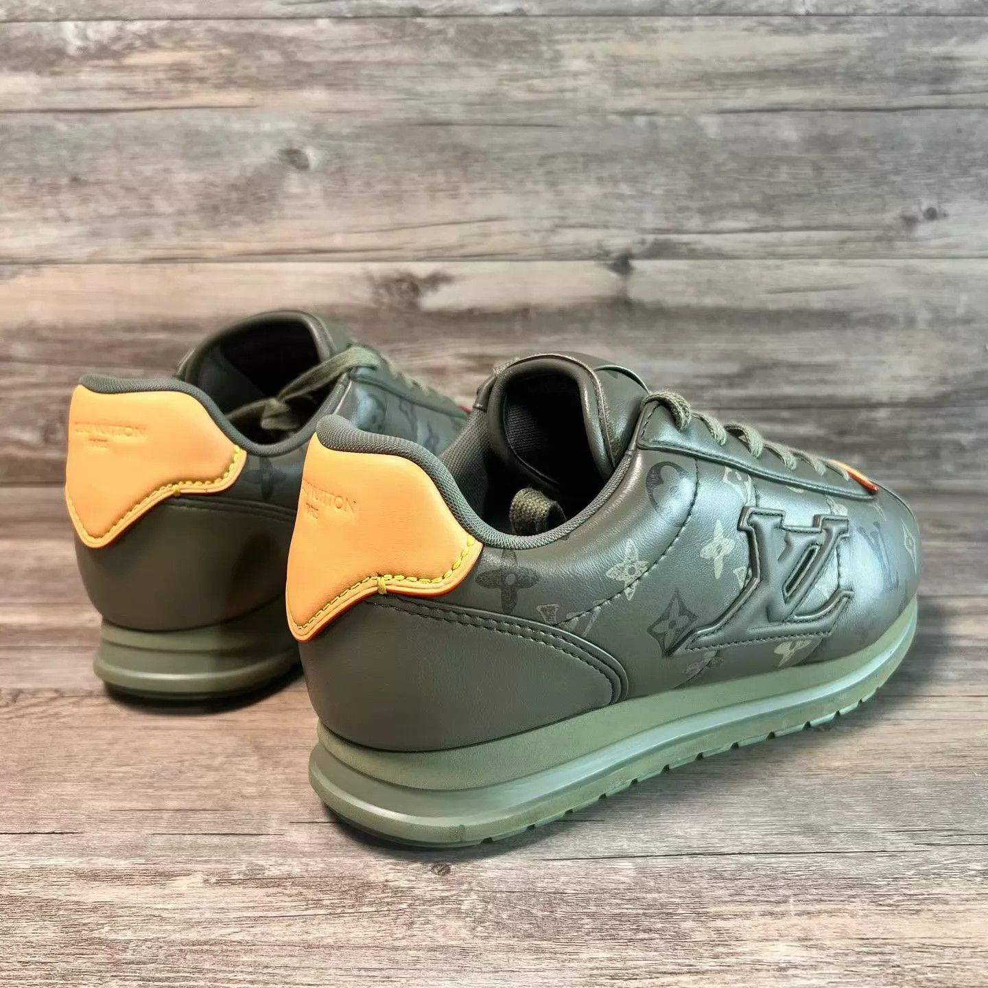 Louis Vuitton LV x Nigo Buttersoft FW25 Green Cortez Sheepskin UK9 / 43 Size US 10 / EU 43 - 4 Thumbnail