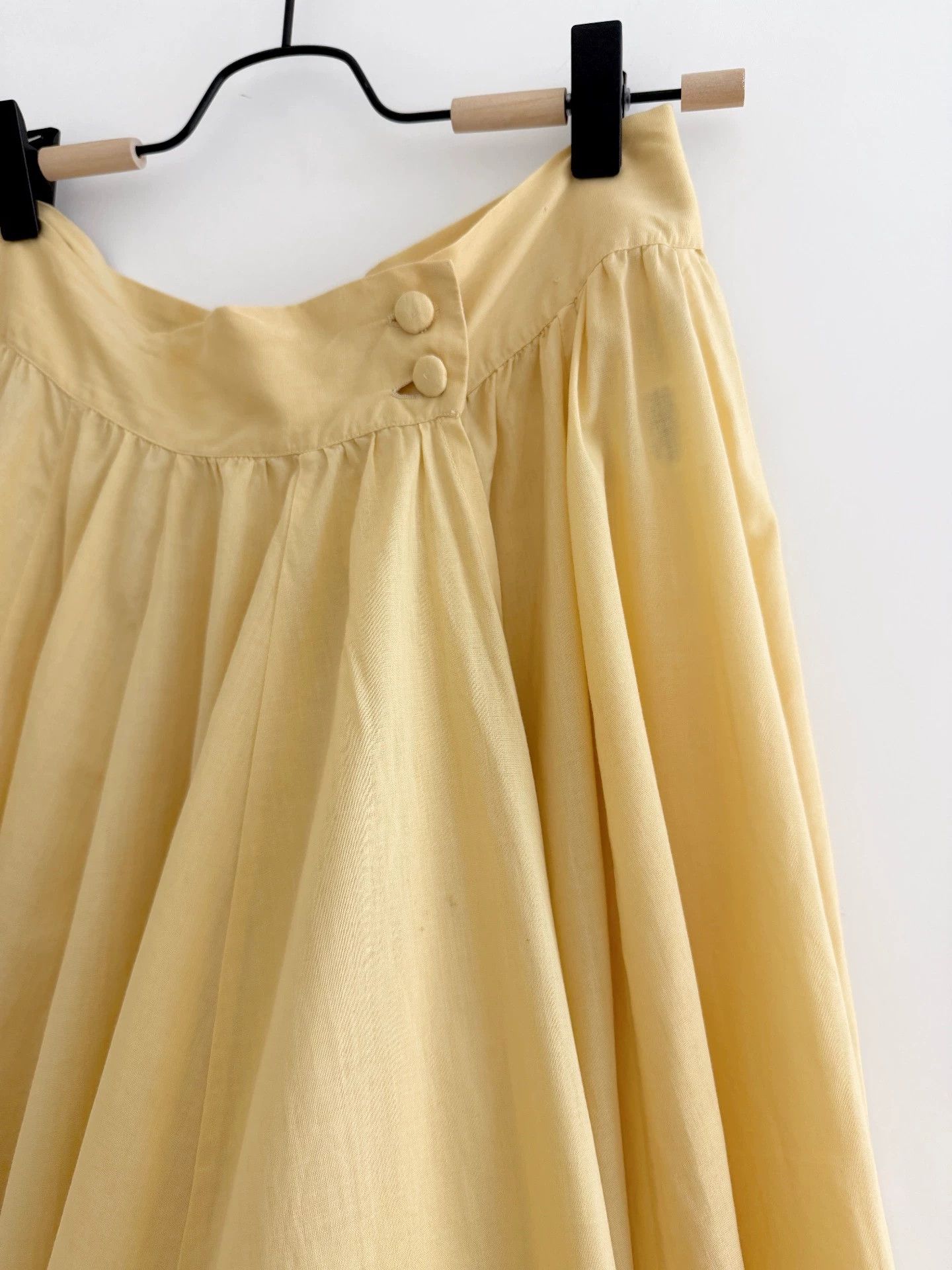 Issey Miyake ISSEY MIYAKE Haat Embroidered Cotton Skirt Size 26" / US 2 / IT 38 - 9 Thumbnail