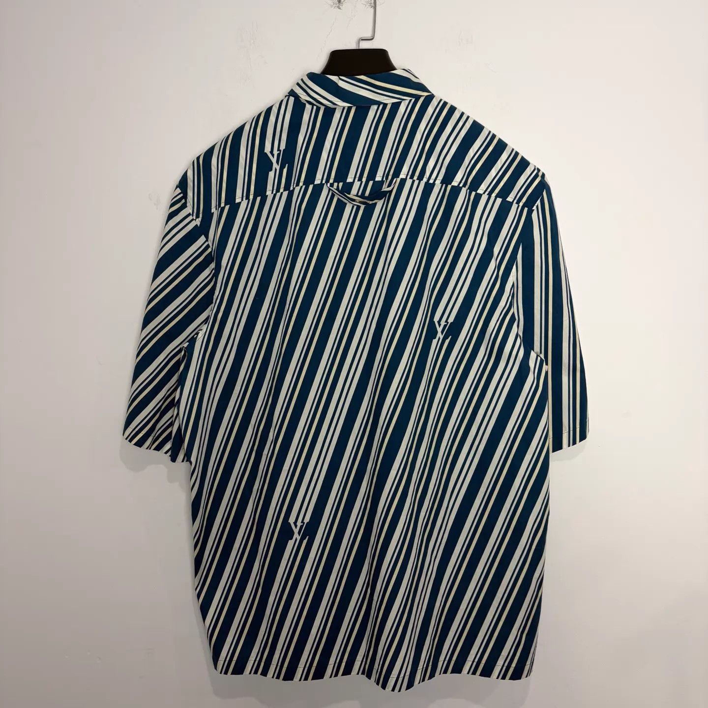 Louis Vuitton LV Men's Striped Short Sleeve Shirt XXL Size US XXL / EU 58 / 5 - 2 Thumbnail