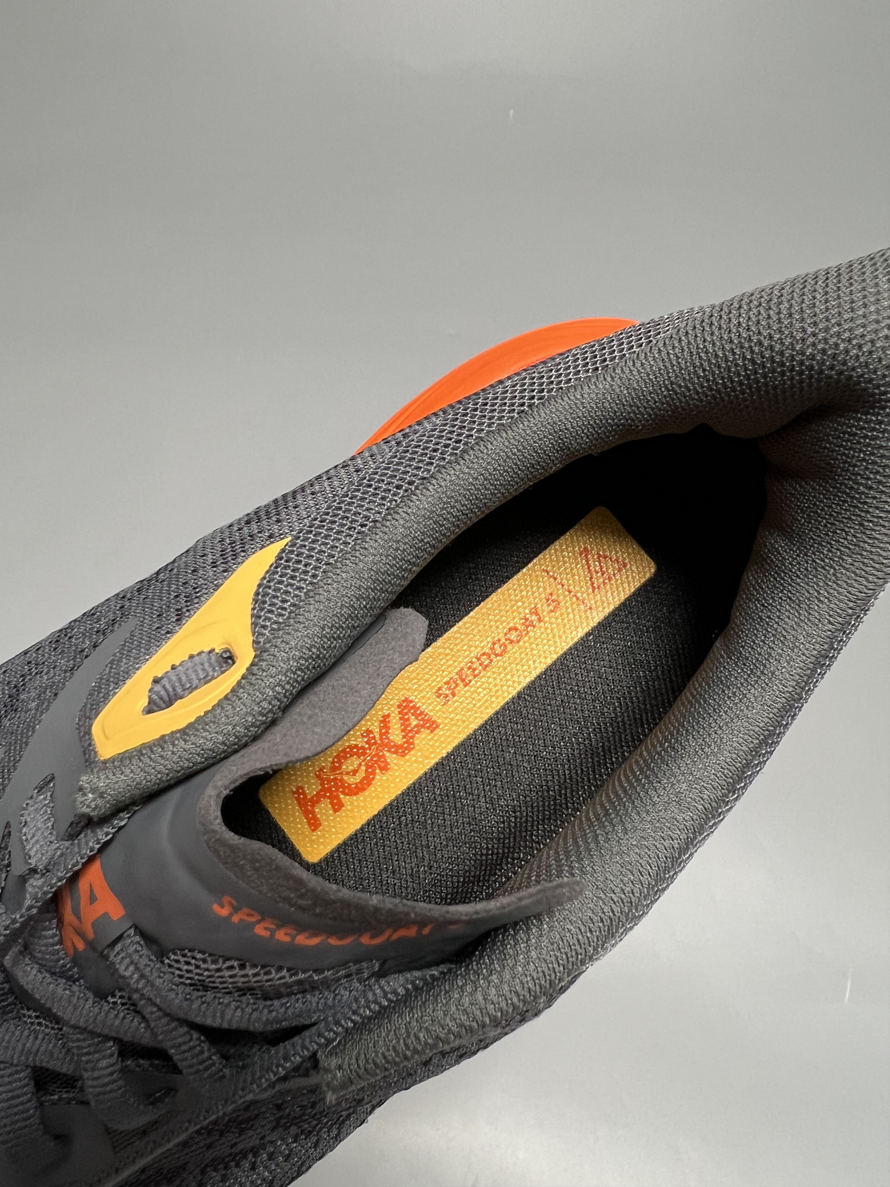 Hoka 8D Hoka One One Speedgoat 5 Trail Running Shoes Size US 8 / EU 41 - 9 Thumbnail