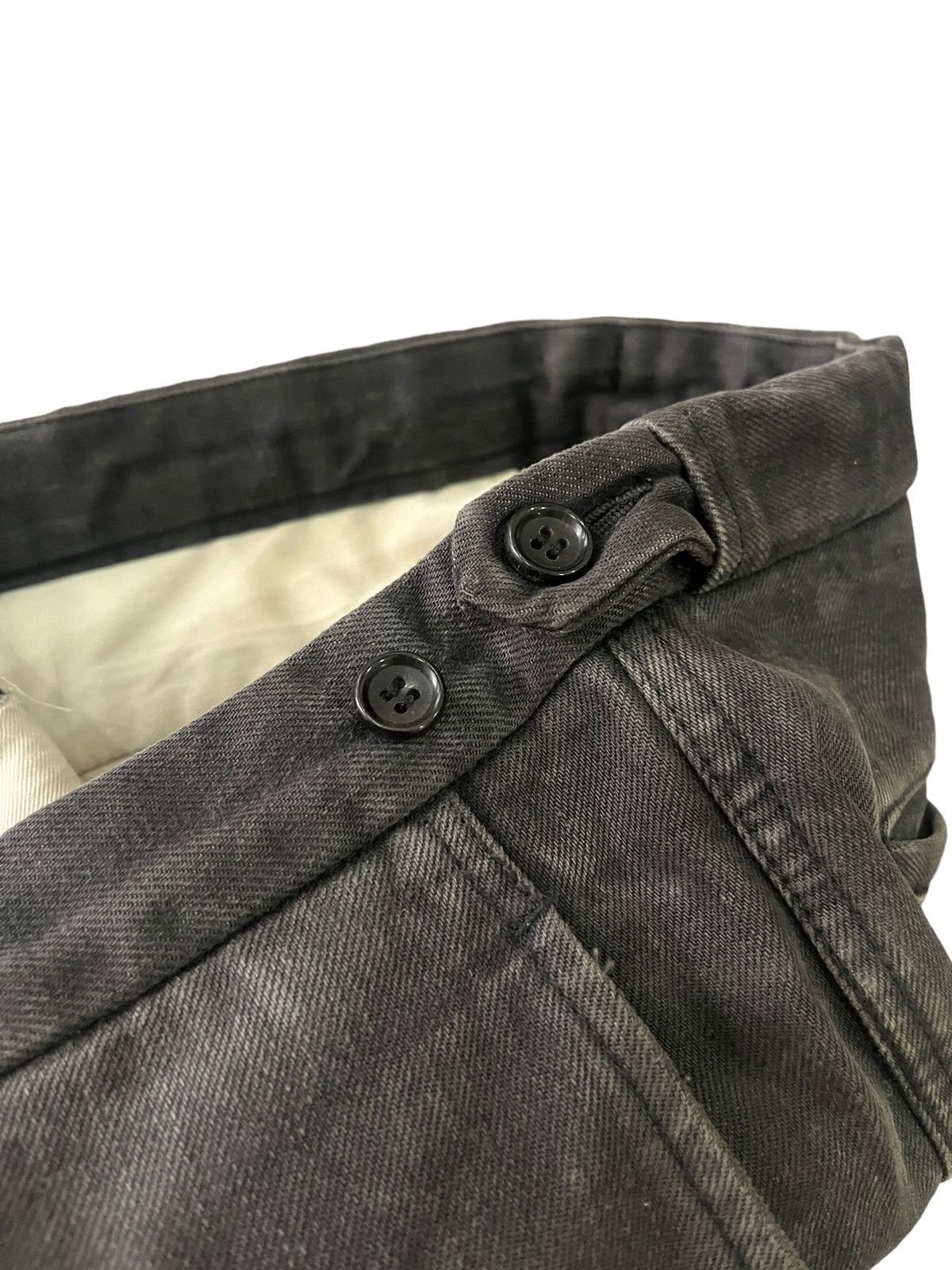 Comme des Garcons Vintage Comme des garcons faded custom bleach AD2002 32 x 31 Size US 32 / EU 48 - 11 Thumbnail