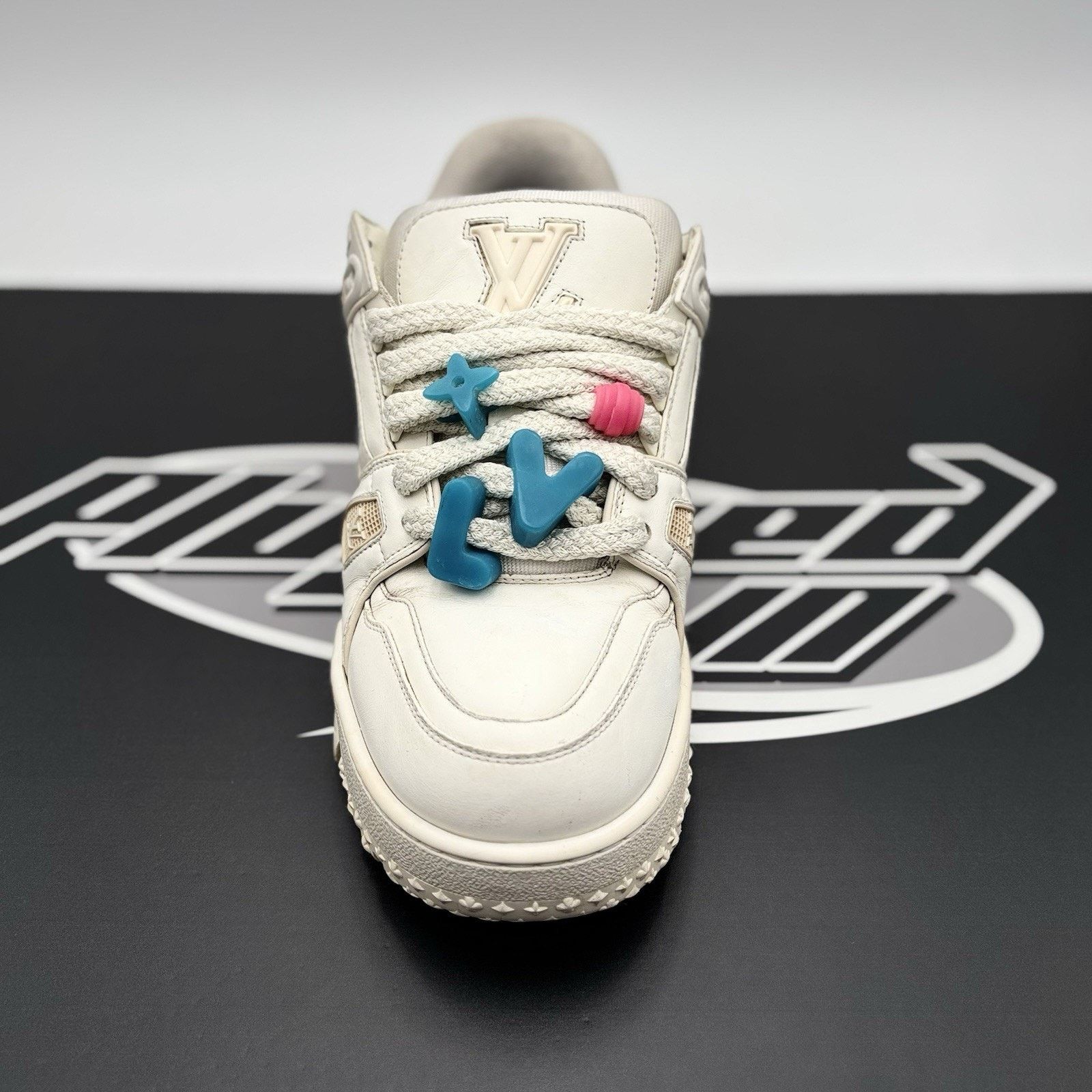 Louis Vuitton (10-10.5 US) Louis Vuitton Maxi Trainer ' White ' Size US 10 / EU 43 - 6 Thumbnail