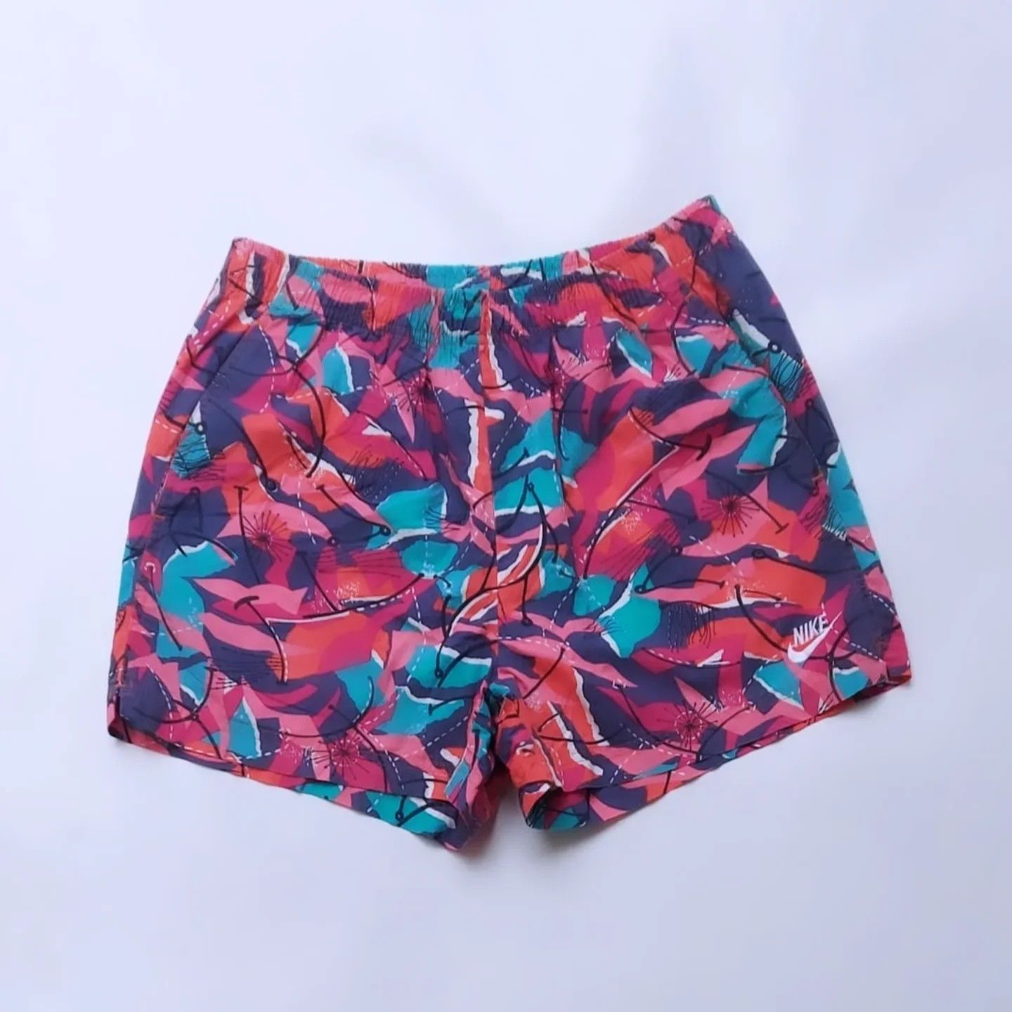 Nike Vtg NIKE Multicolor Shorts Size US 31 - 1 Thumbnail