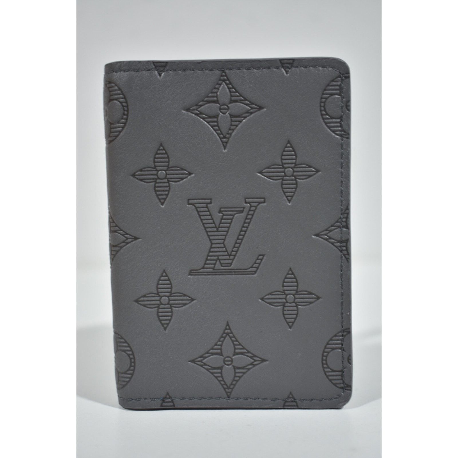 Louis Vuitton Louis Vuitton Grey Leather Logo Pocket Organizer Card Wallet Size ONE SIZE - 2 Thumbnail