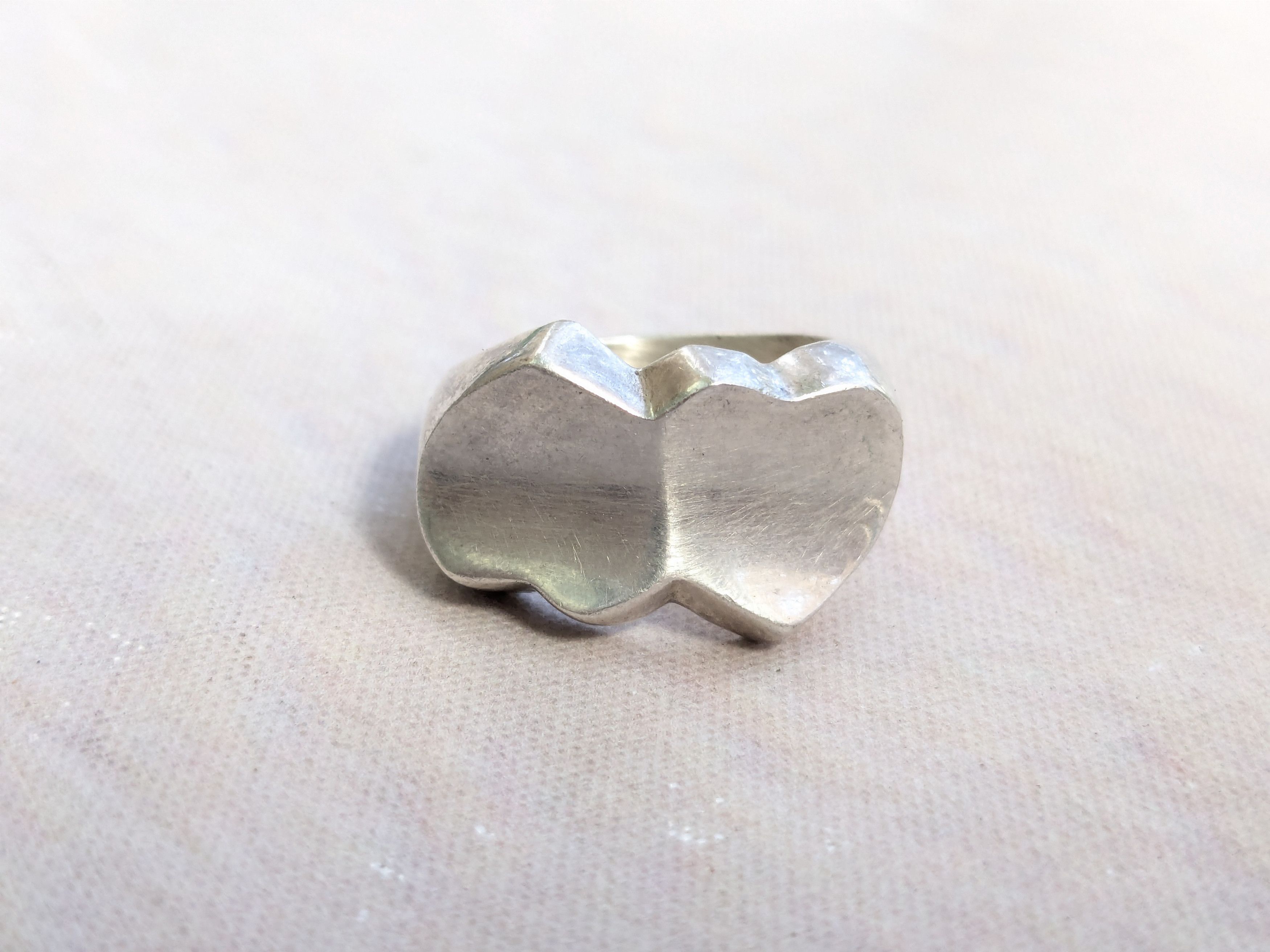 Jewelry Vintage Sterling Silver Ring Hearts 7.75 Taxco Mexico Size ONE SIZE - 3 Thumbnail