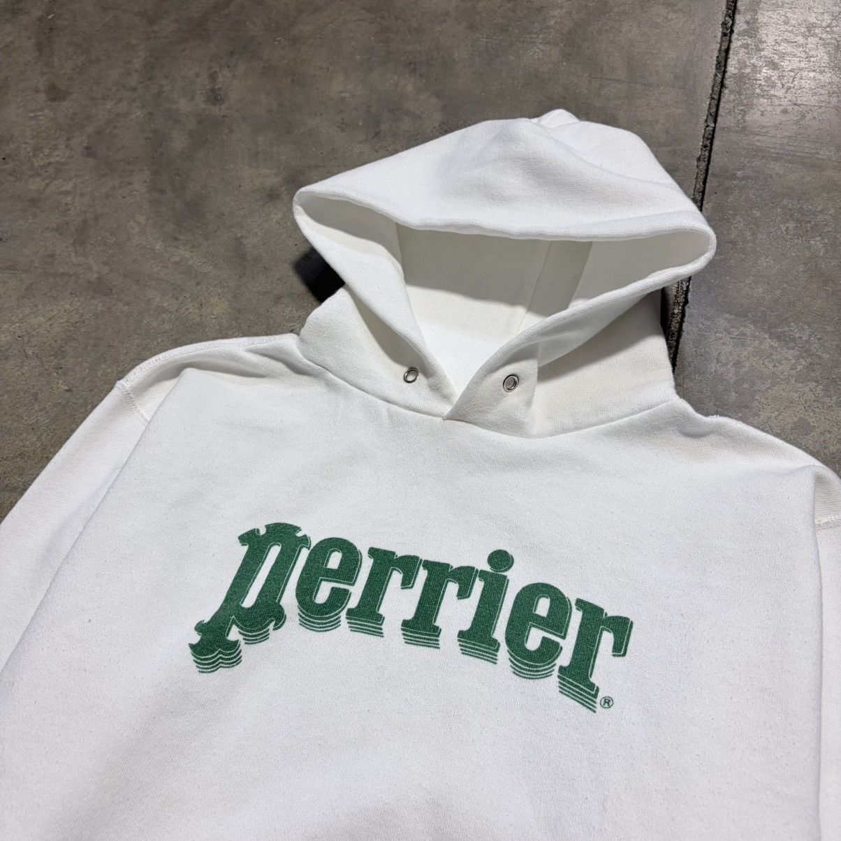 Vintage Vintage 80s Hoodie Sweatshirt Perrier Water Promo French USA Size US M / EU 48-50 / 2 - 3 Thumbnail
